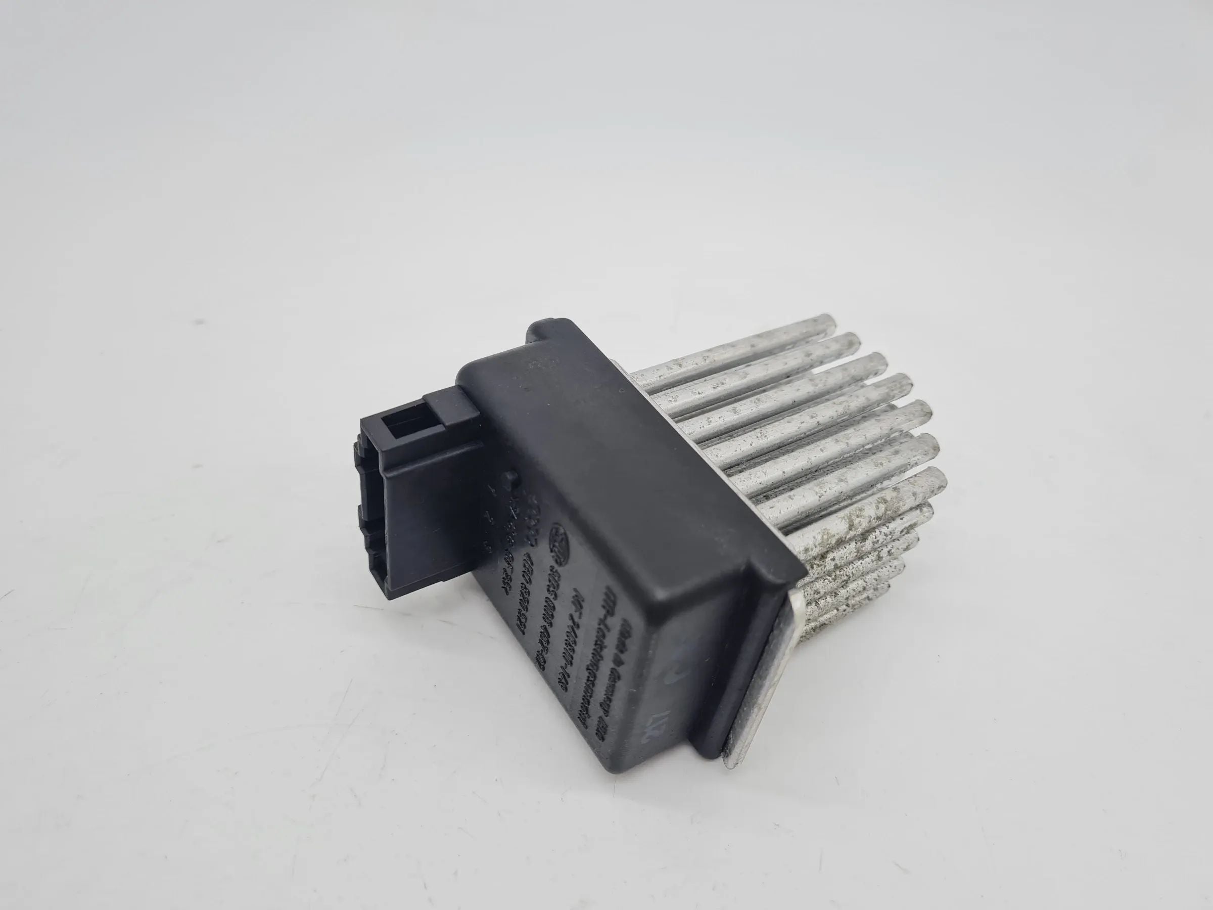 Original Audi A6 (4B2/4B4) Gebläseregler Widerstand Vorwiderstand 4B0820521