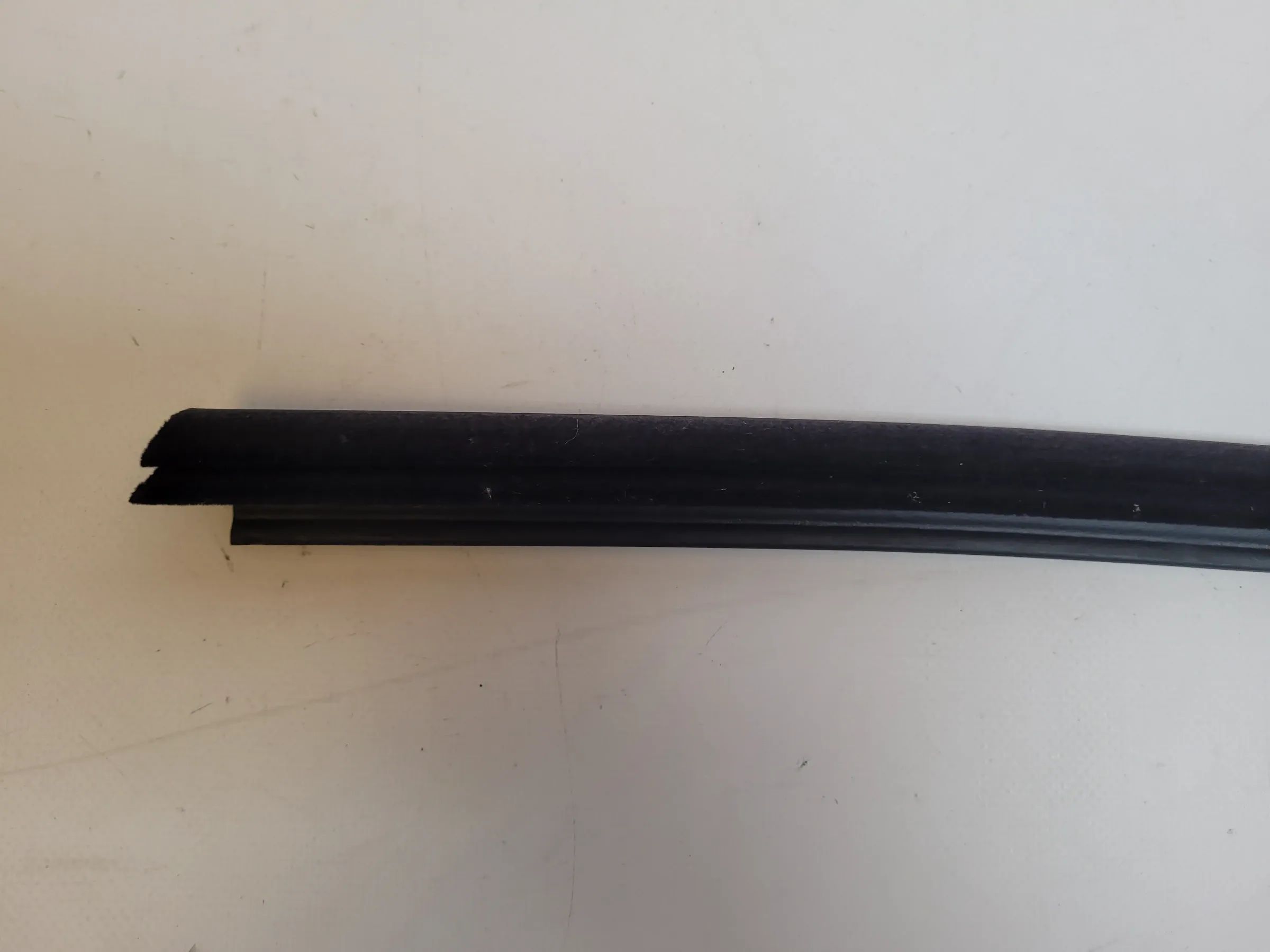 Original Audi A6 (4B2/4B4) Fensterschachtleiste Fenster Dichtung Hinten Links