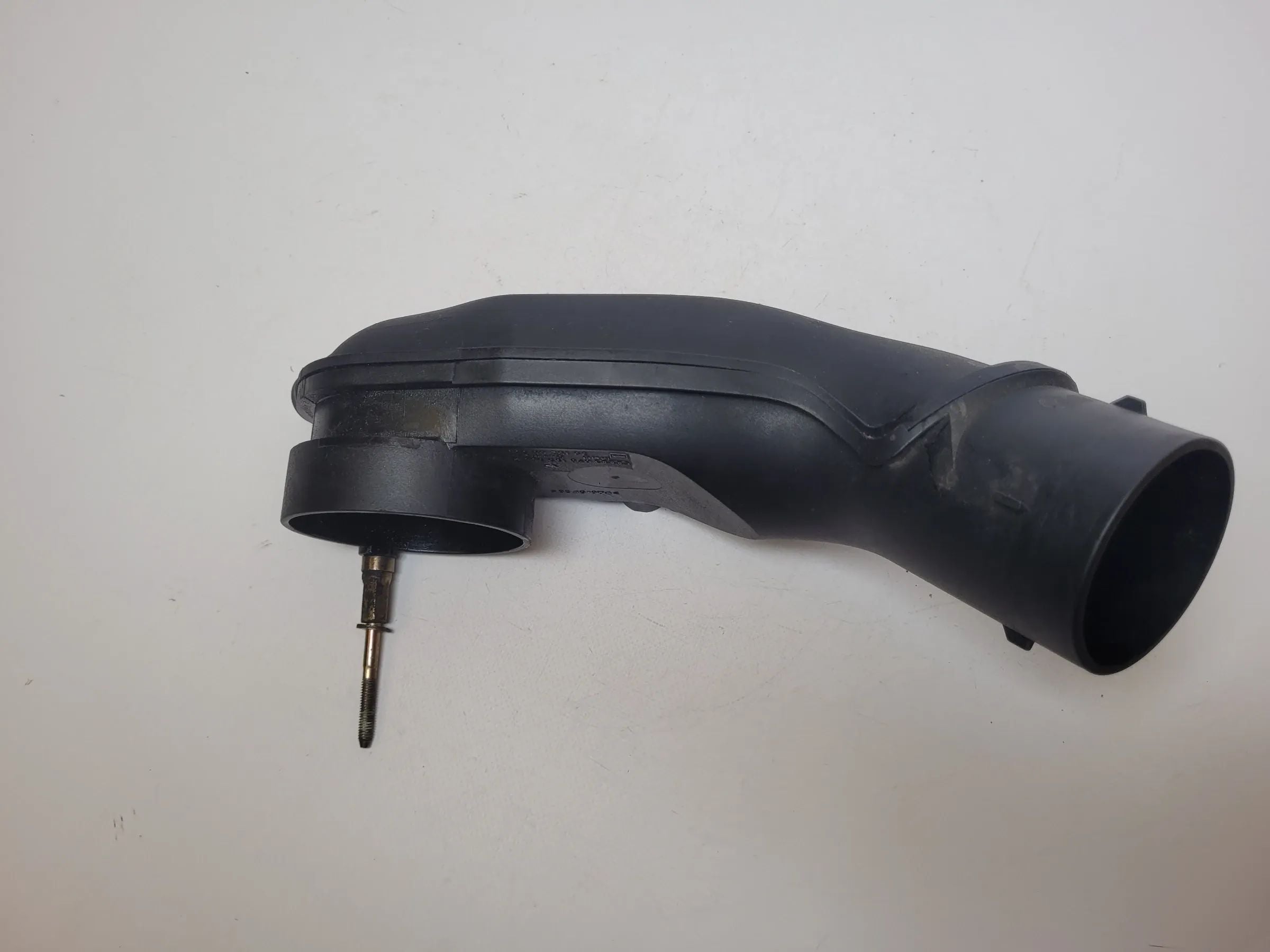 Original Audi A6 (4B2/4B4) Ansaugrohr Ansaugstutzen Luftrohr 078133356F