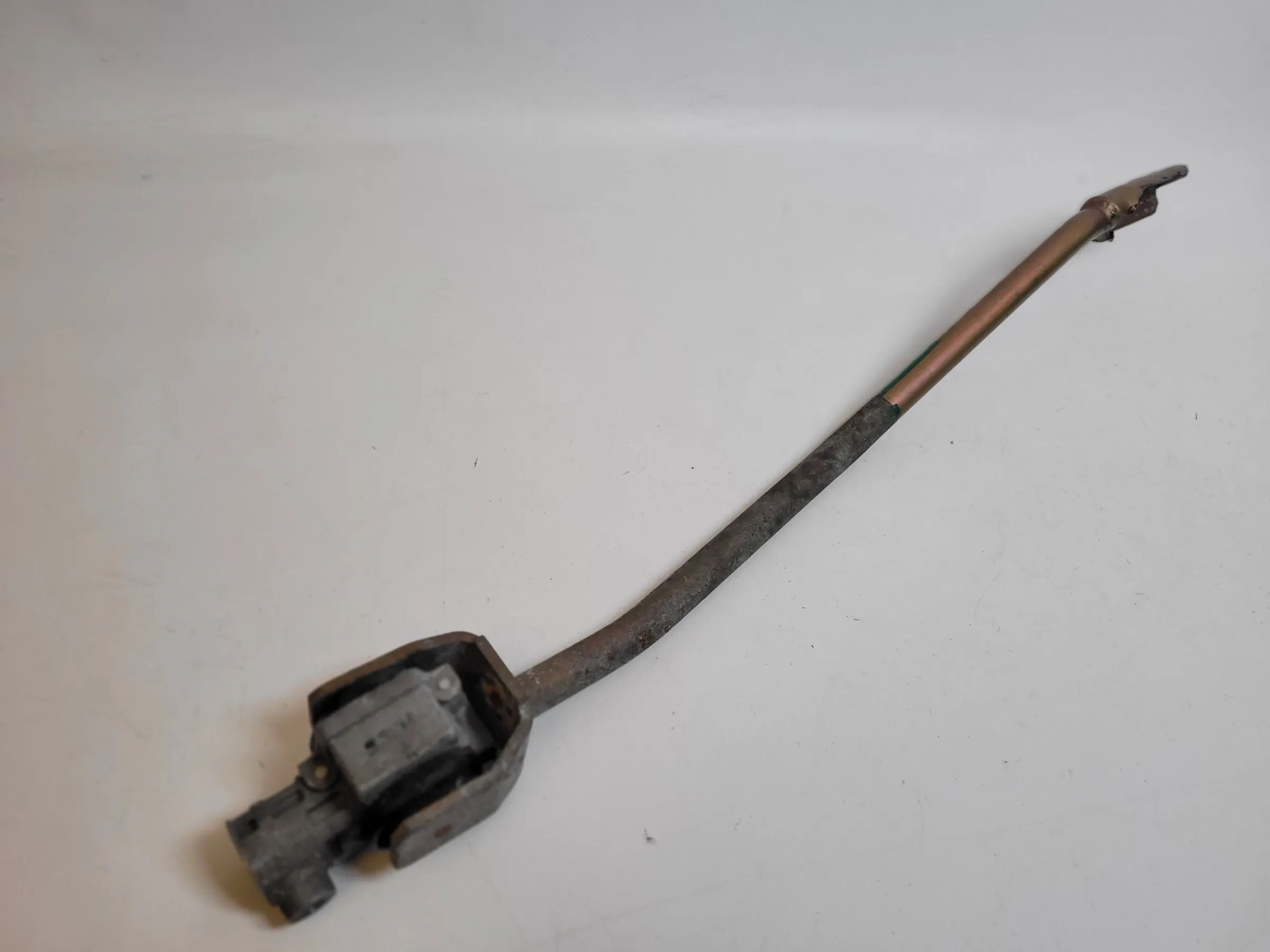 Original Audi A6 (4B2/4B4) Schaltstange Getriebe 8D0 711613B