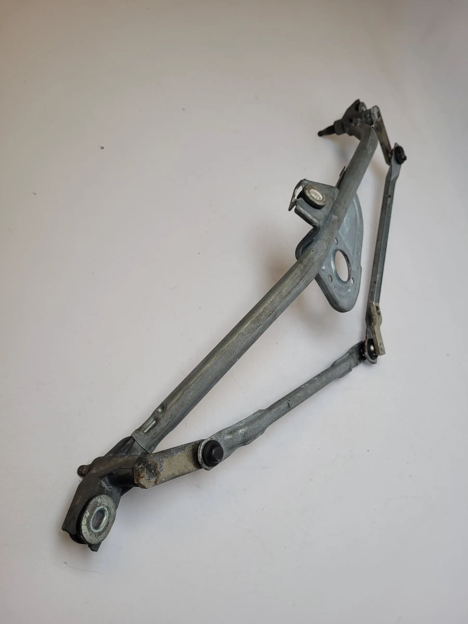 Original Audi A6 (4B2/4B4) Wischermotor Gestänge Vorne (4B1955113)