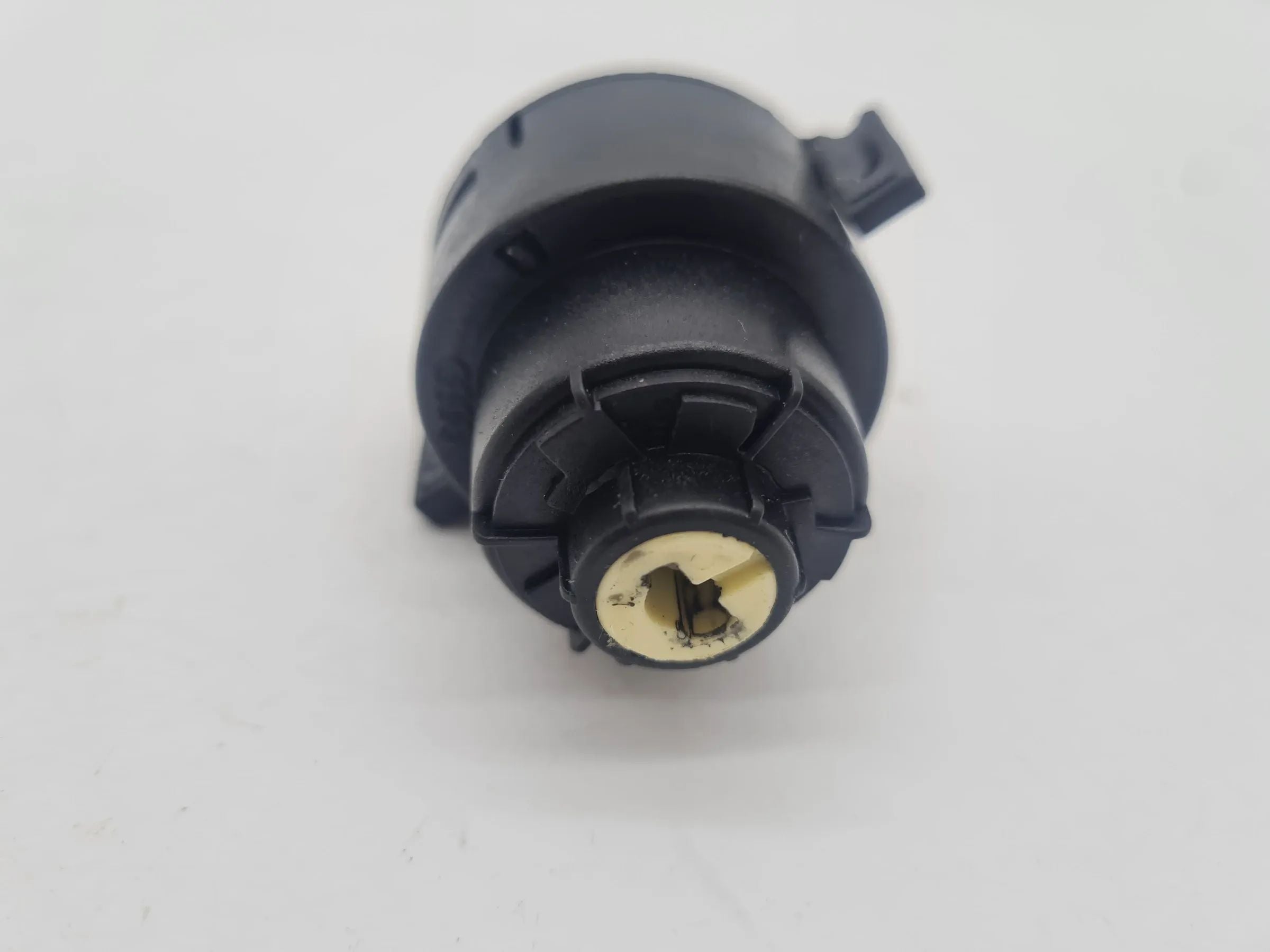Original Audi A6 (4B2/4B4) Zündschalter Schalter 4A0905849