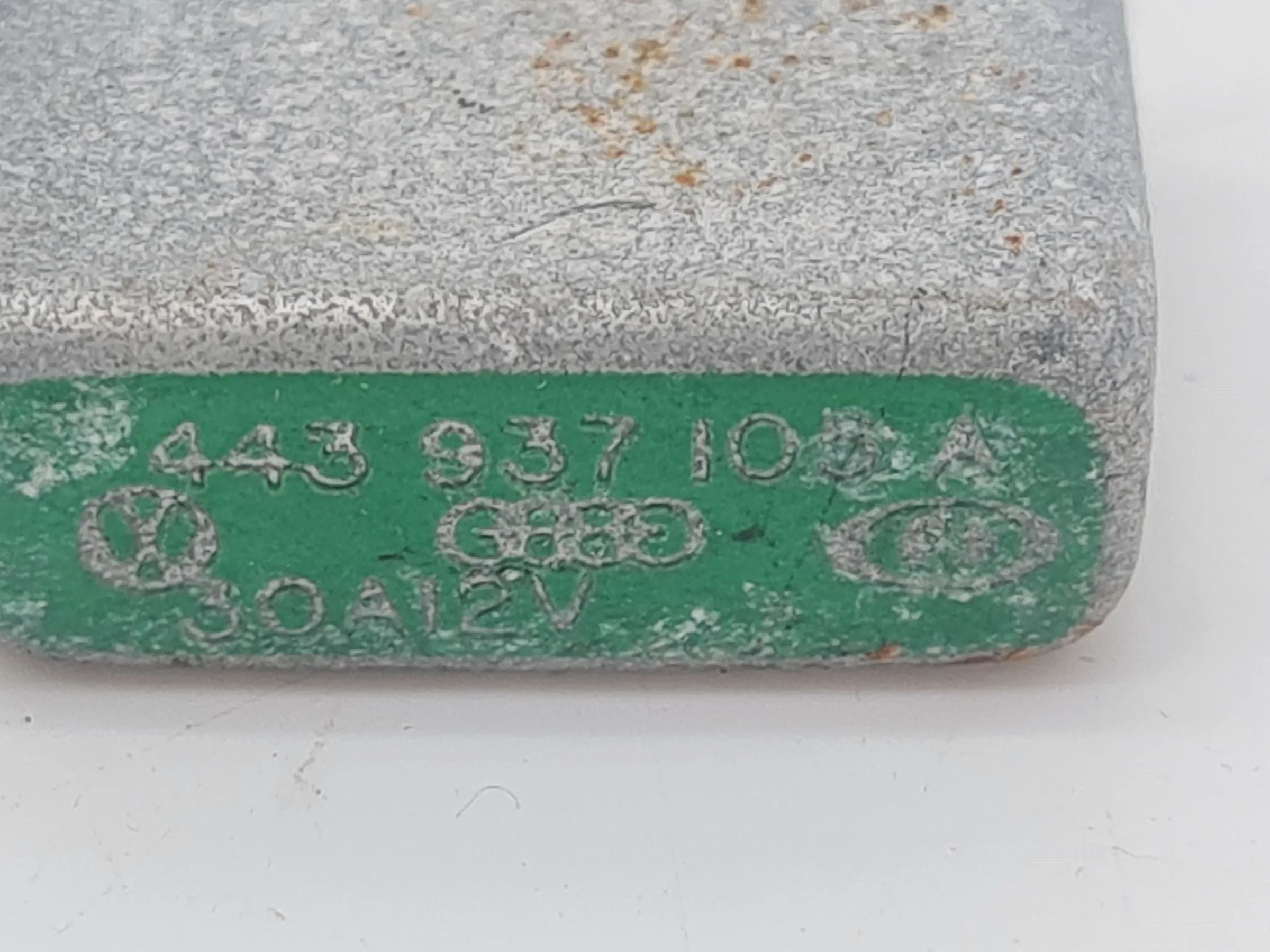 Original Audi A6 (4B2/4B4) Sicherung Thermosicherung 443937105A