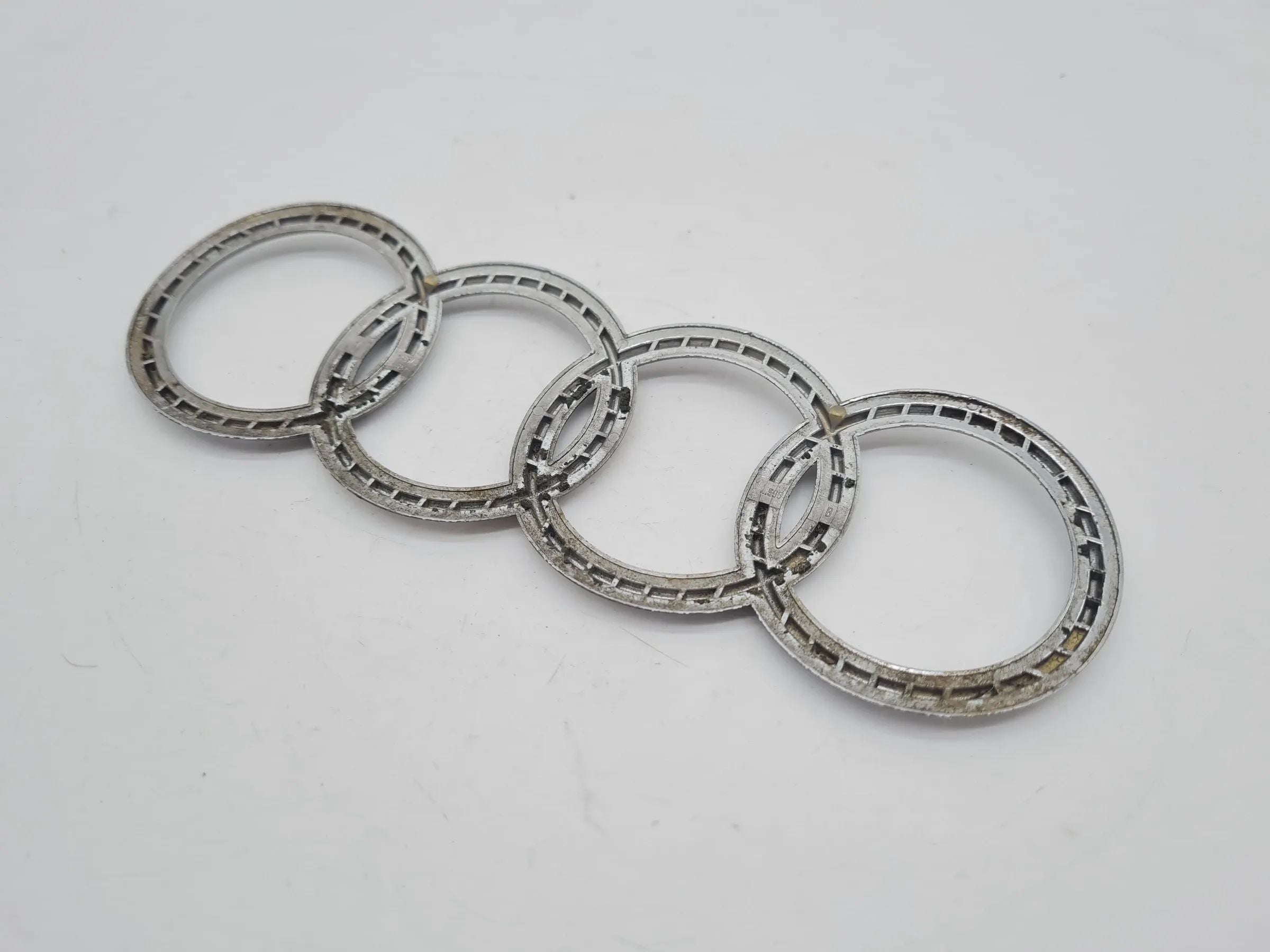 Original Audi A6 (4B2/4B4) Emblem Logo 28395891