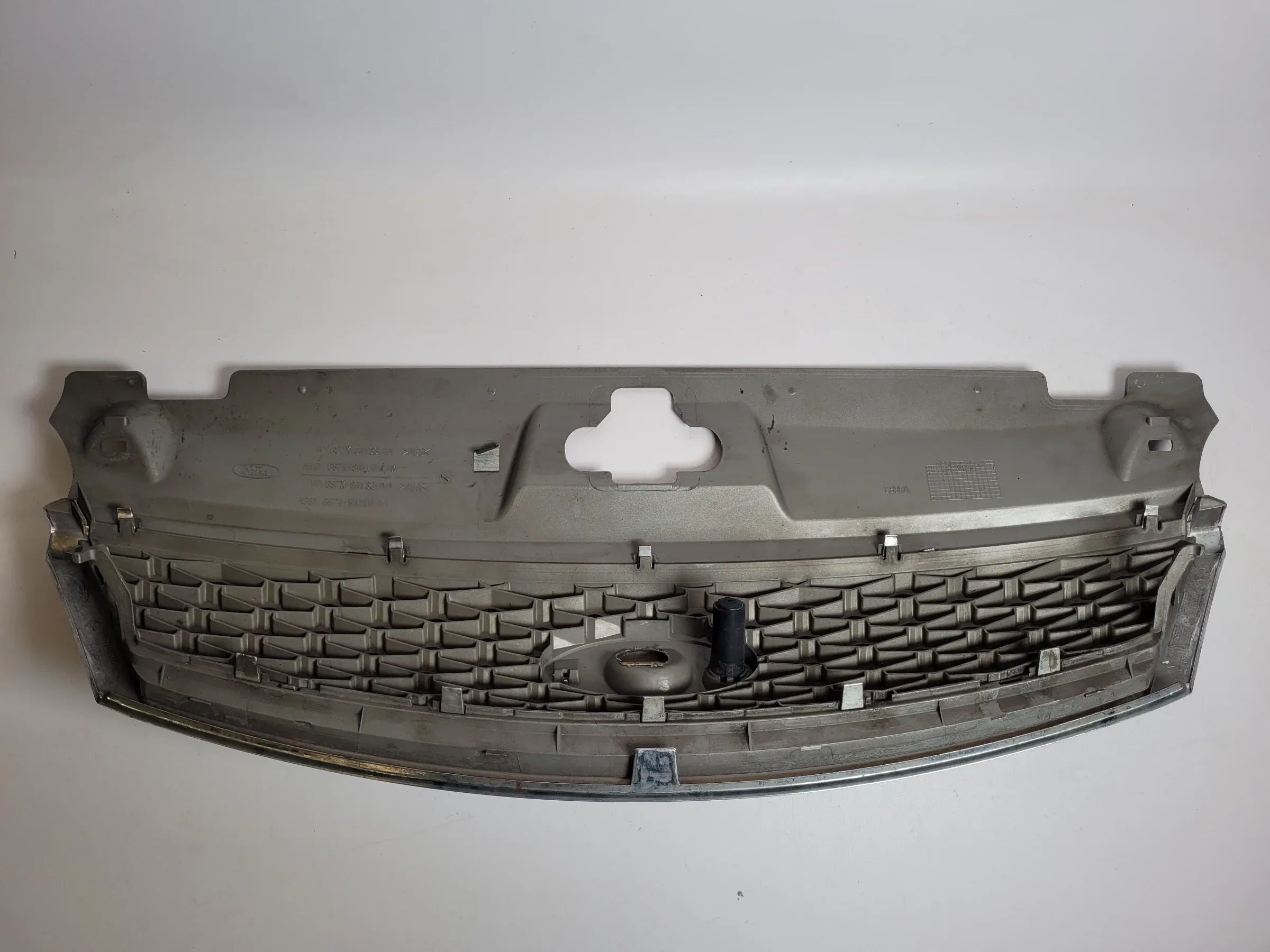 Original Ford Mondeo 3 III BWY/B4Y/B5Y Kühlergrill 6S7X-8A133-BA