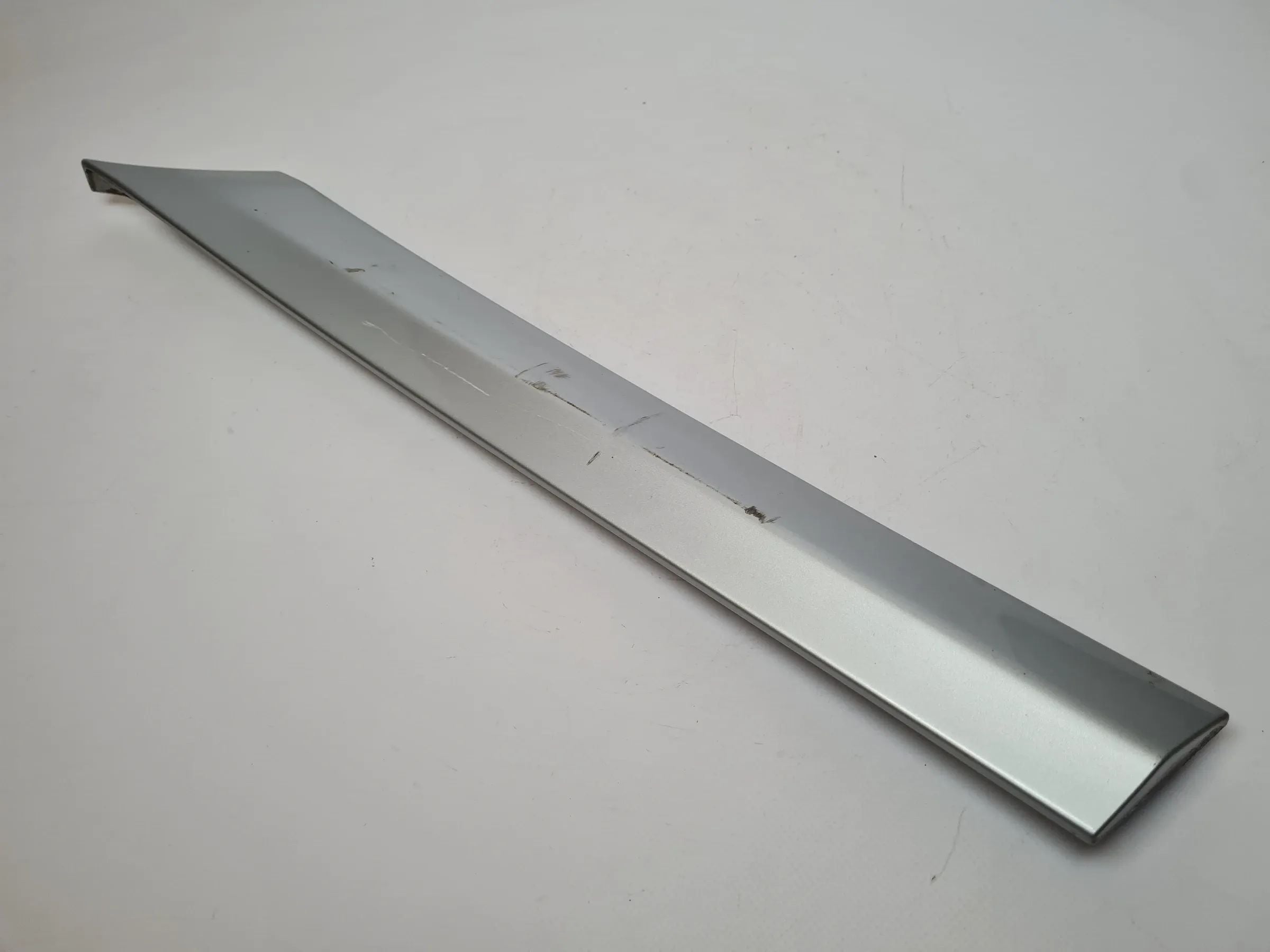 Original Mercedes-Benz C-Klasse (W203) Zierleiste Links Hinten A2036900762