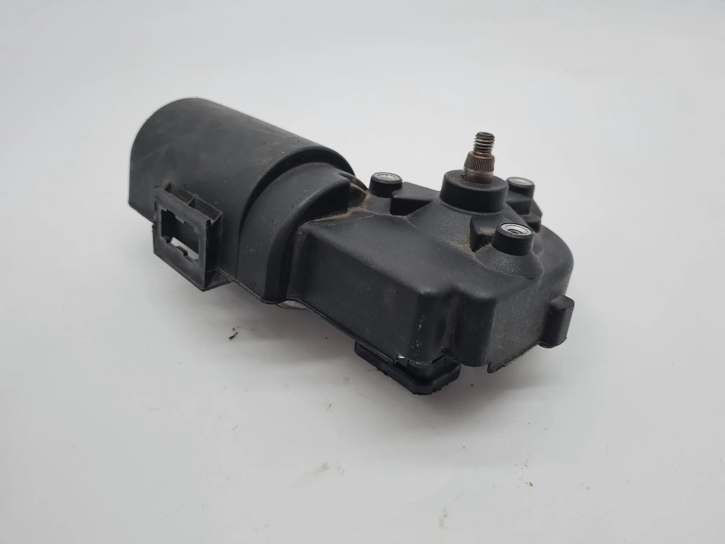 Original Mercedes-Benz E-Klasse (W124) Scheibenwischermotor 0390241425