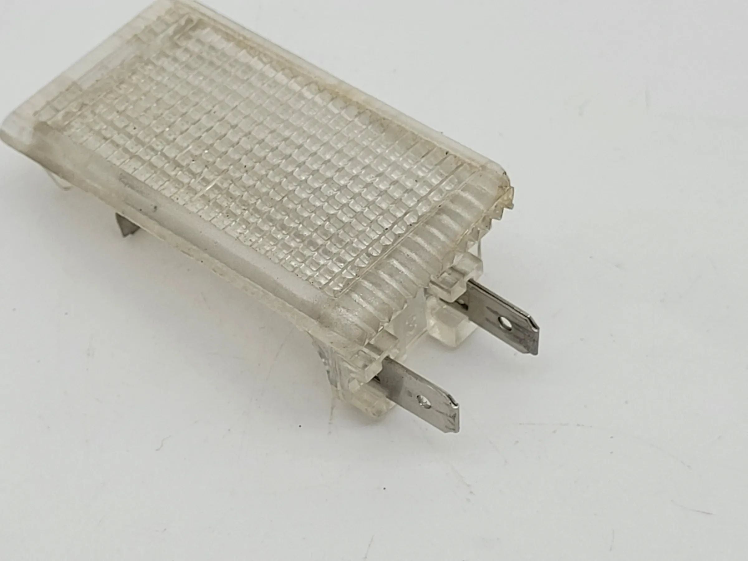Original Audi A6 (4B2/4B4) Kofferraum Leuchte Blende