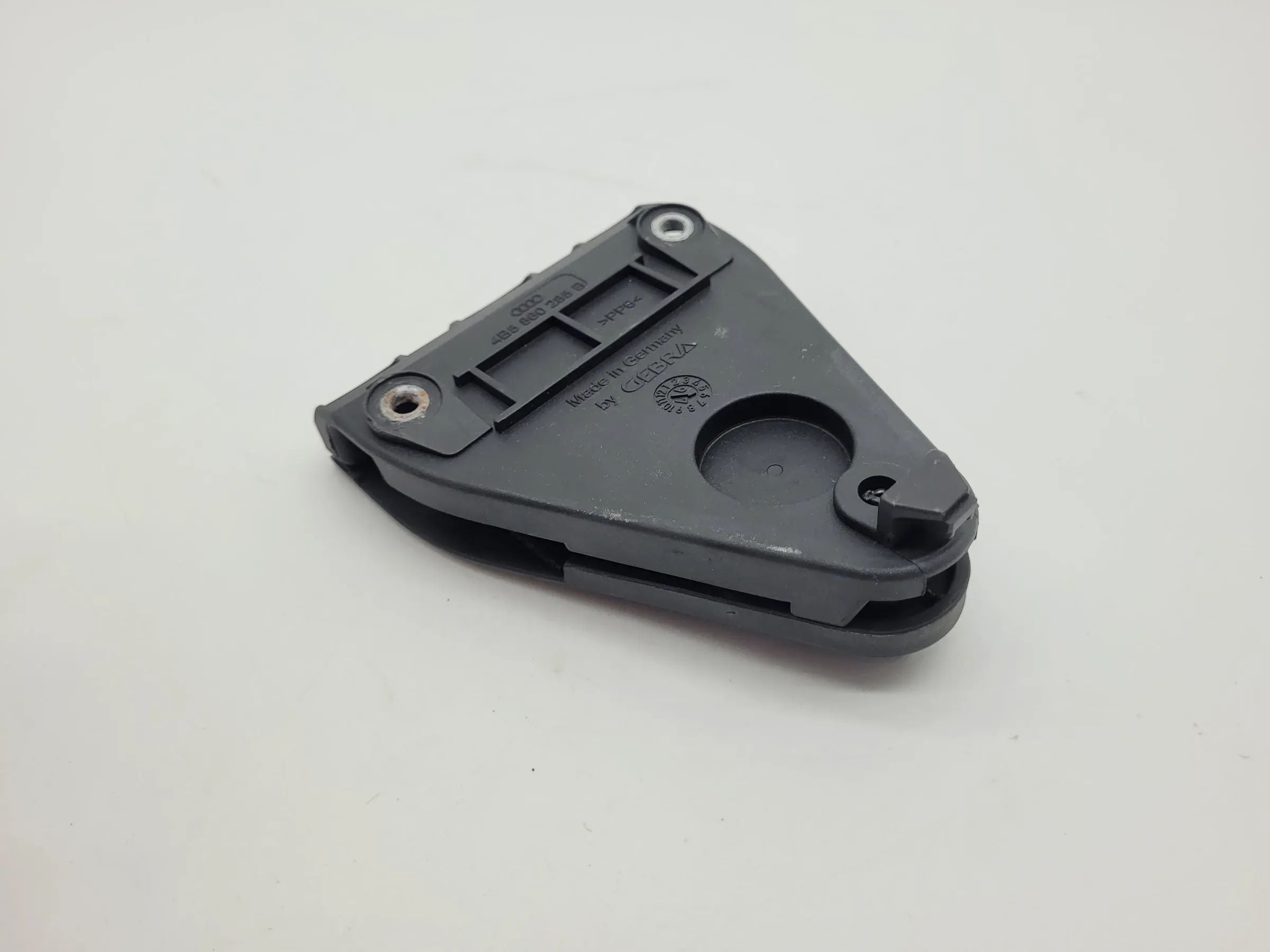 Original Audi A6 (4B2/4B4) Halterung Warndreieck 4B5860285B