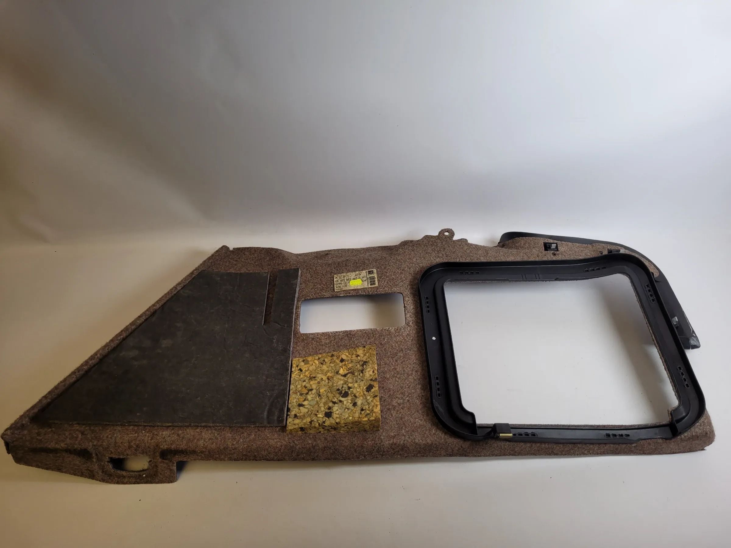 Original Audi A6 (4B2/4B4) Kofferraum Verkleidung Abdeckung Links 4B5863887F