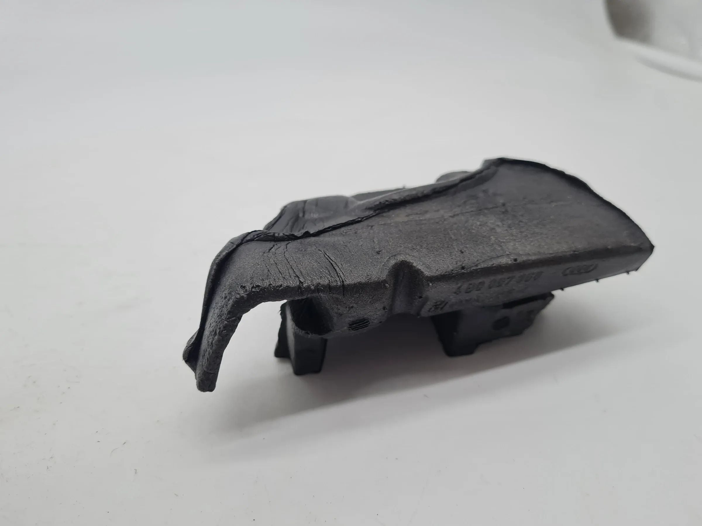 Original Audi A6 4B2/4B4 Formstück hinter Türverkleidung Vorne Rechts 4B0867368