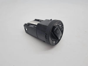 Original Audi A4 (8E/B6/B7) Scheinwerfer Lichtschalter 8E0941531A