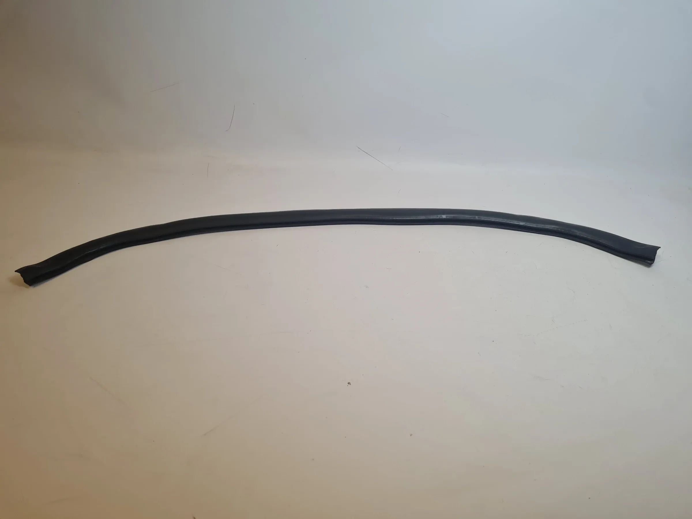 Original Mini One (R50/R53) Dichtung Windschutzscheibe Vorne Rechts 7051528