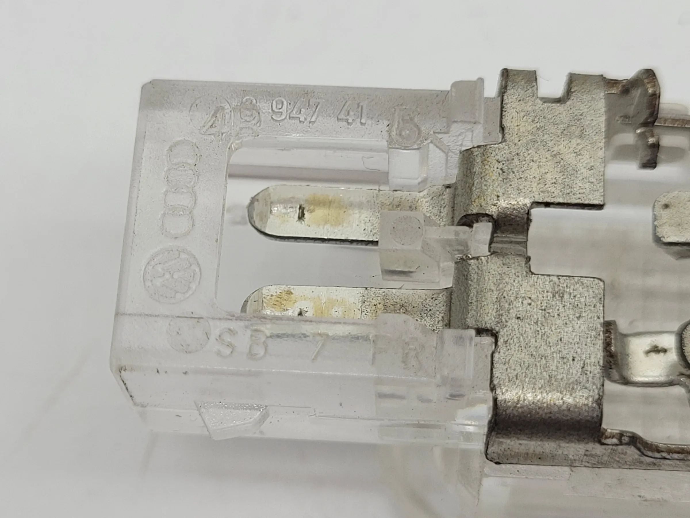 Original Audi A4 (8E/B6/B7) Türleuchte Türlicht Leuchte Weiß L/R 4B0947415