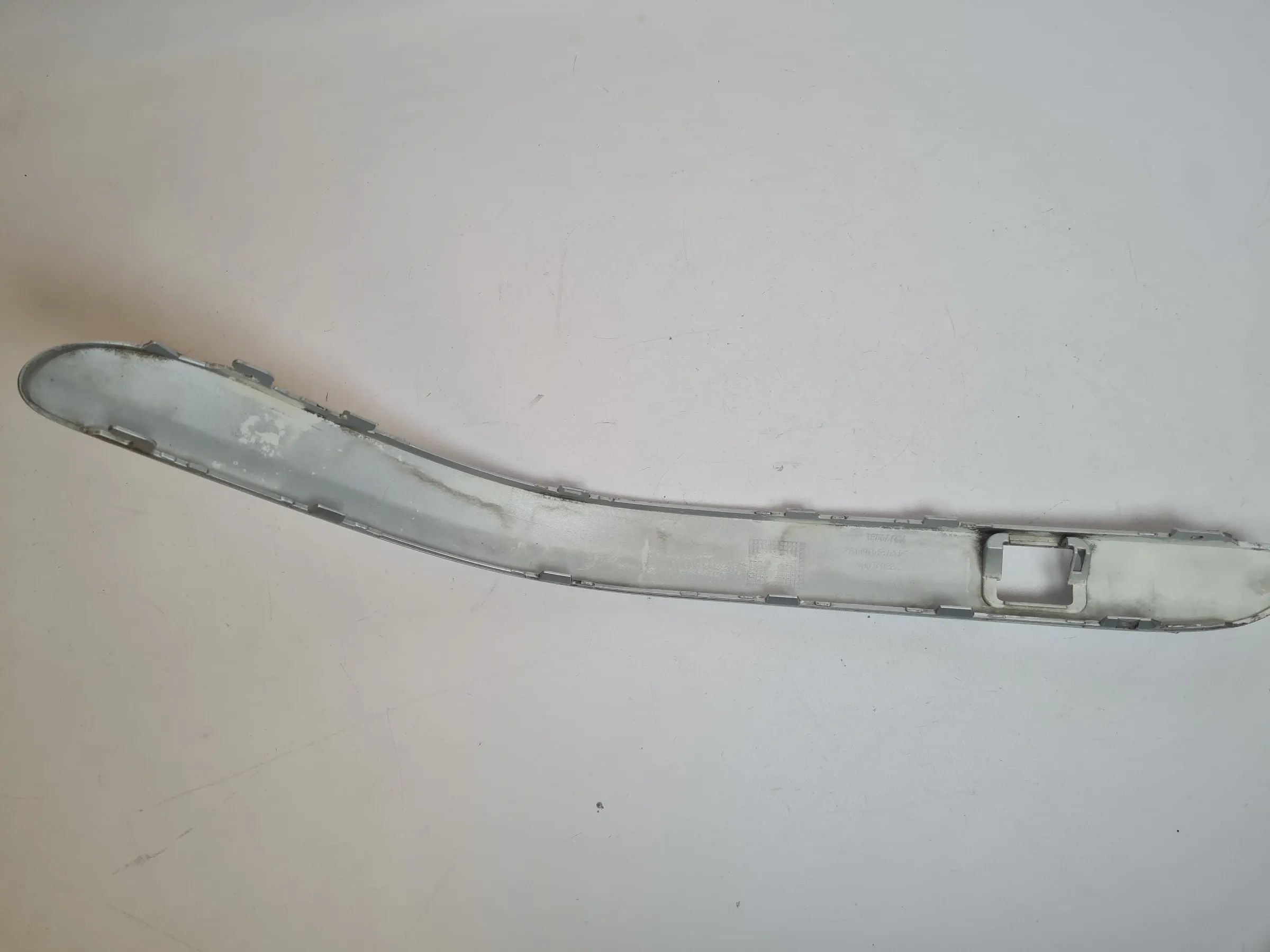 Original Mercedes-Benz C-Klasse (W203) Zierleiste Stoßstange Rechts, A2038854421