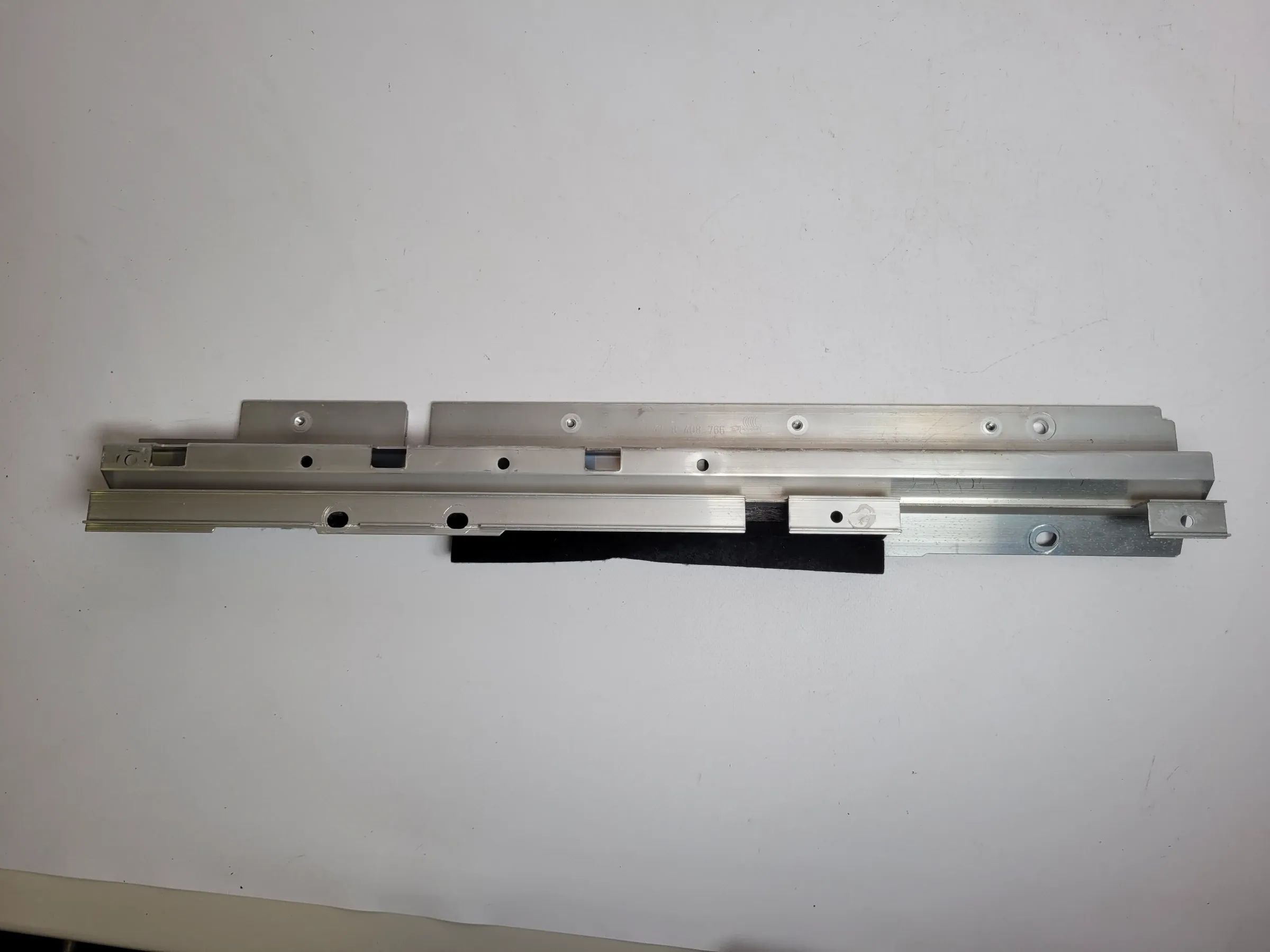 Original BMW X5 (E53) Halterung Rechts Hinten 51.47-8408766