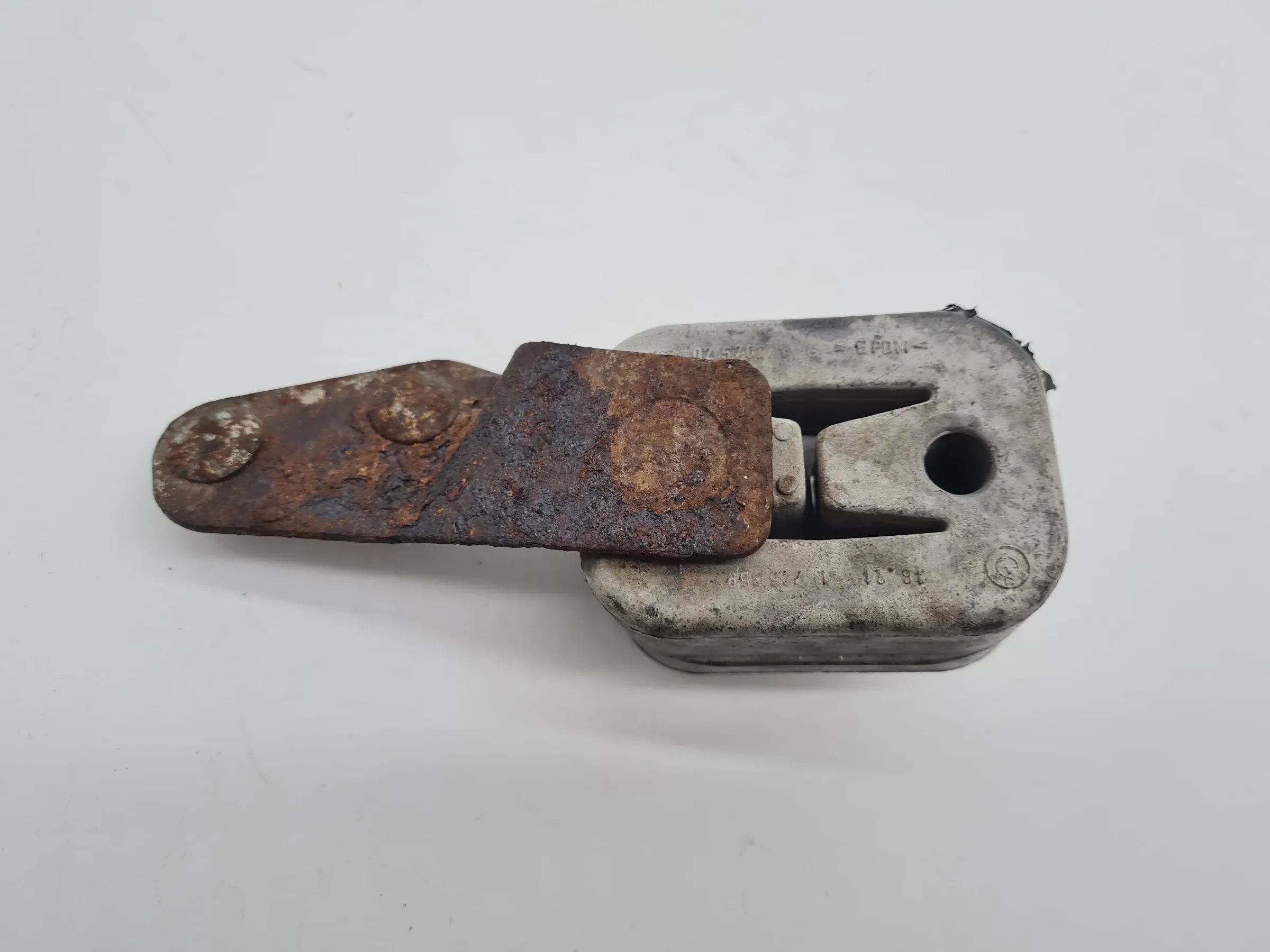 Original BMW 5er (E39) Auspuffhalter 18.21-1745359