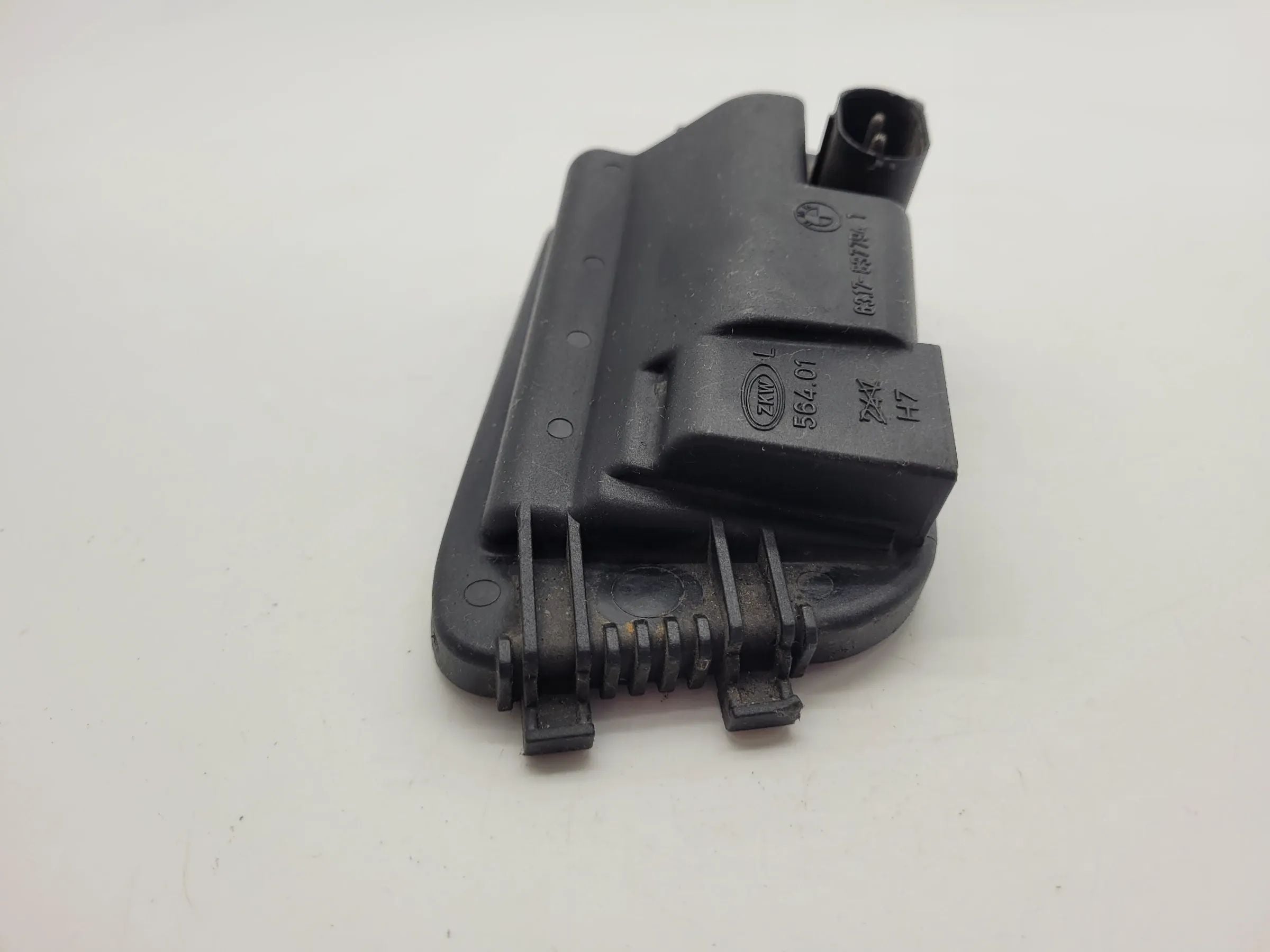 Original BMW 5er (E39) Nebelscheinwerfer Kappe Deckel Links 63.17-8377941