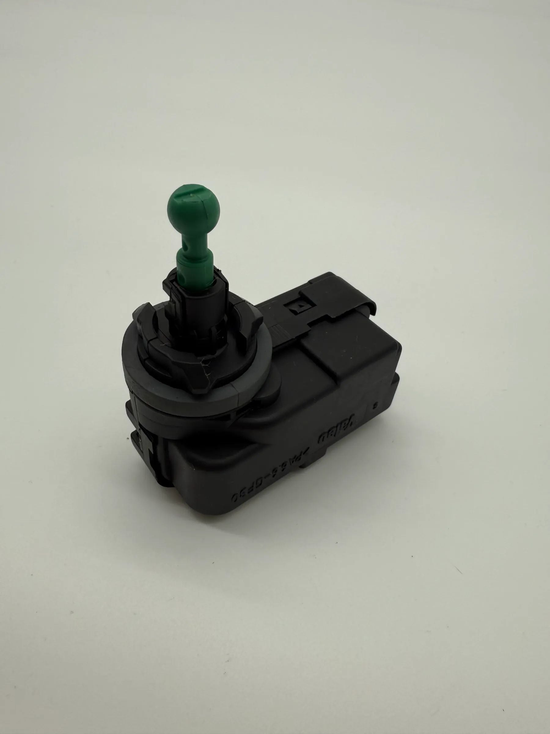 純正 Leuchtweitenregulierung ステレモーター LWR Audi Q7 A2 A4 B6 B5 Fiat Punto