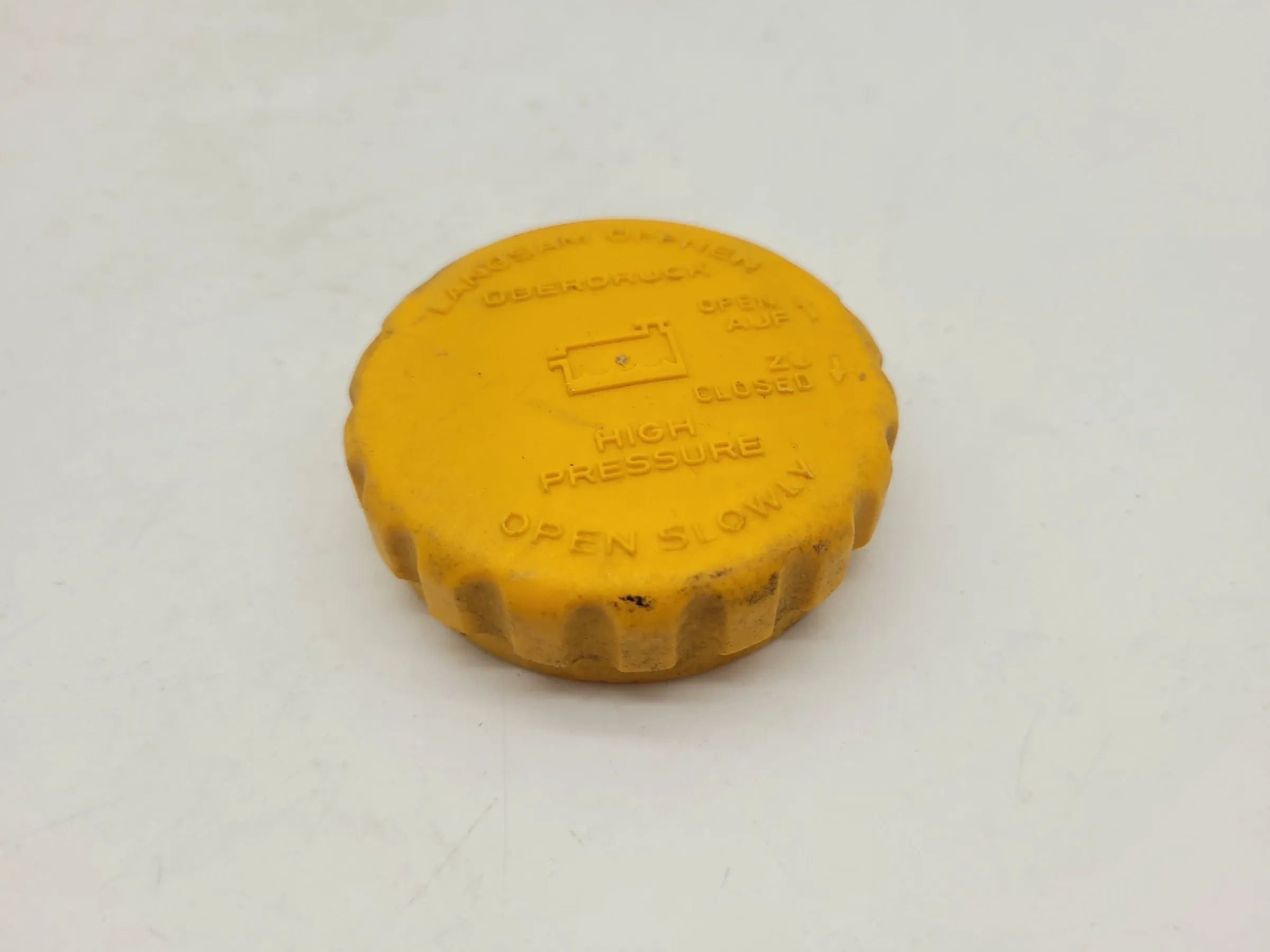 Original Opel Astra G T98 Deckel Verschluss Ausgleichsbehälter 001834583