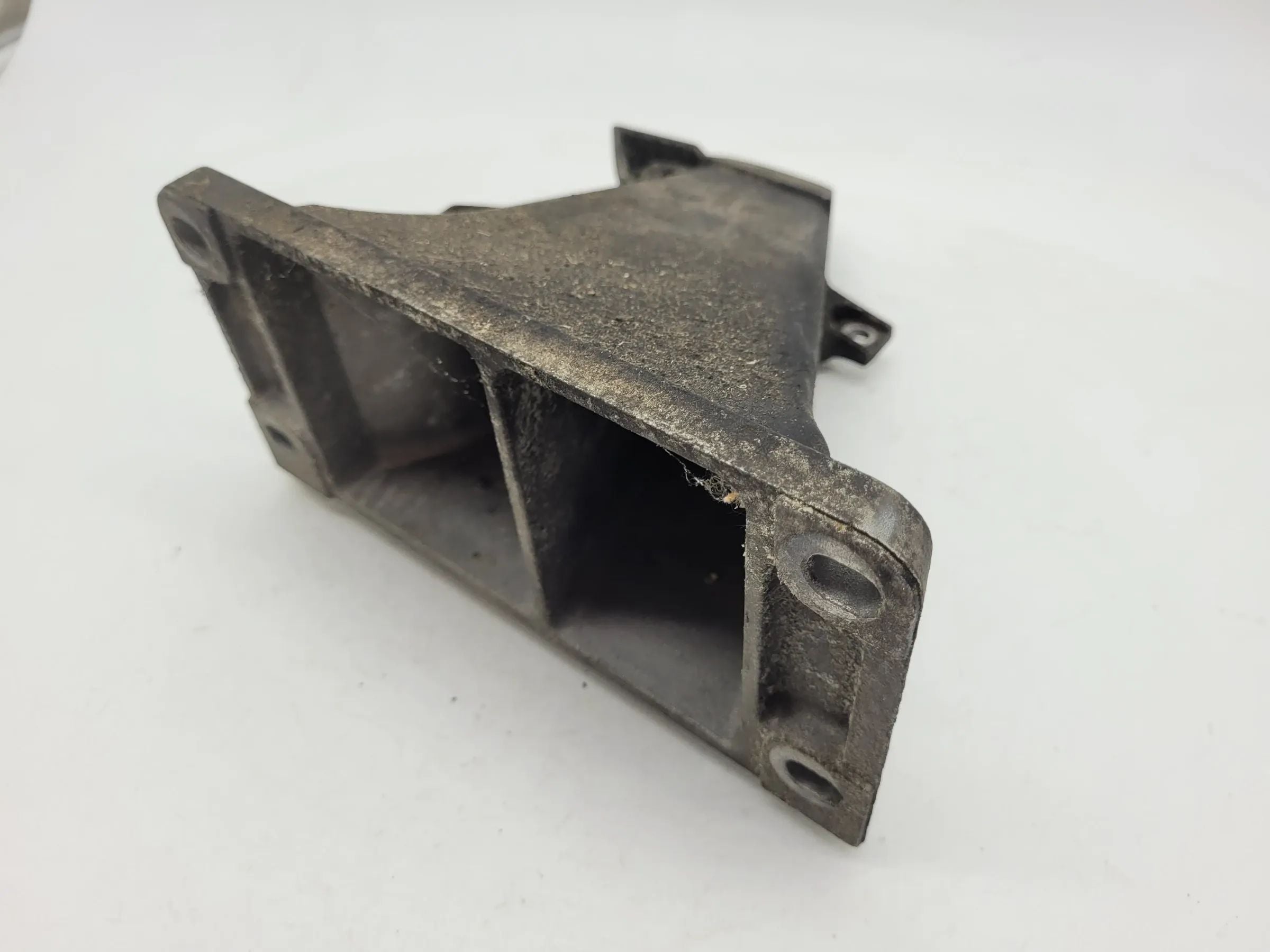 BMW 5er E39 Motorhalter Befestigung Massekabel 6546/1 6546/1