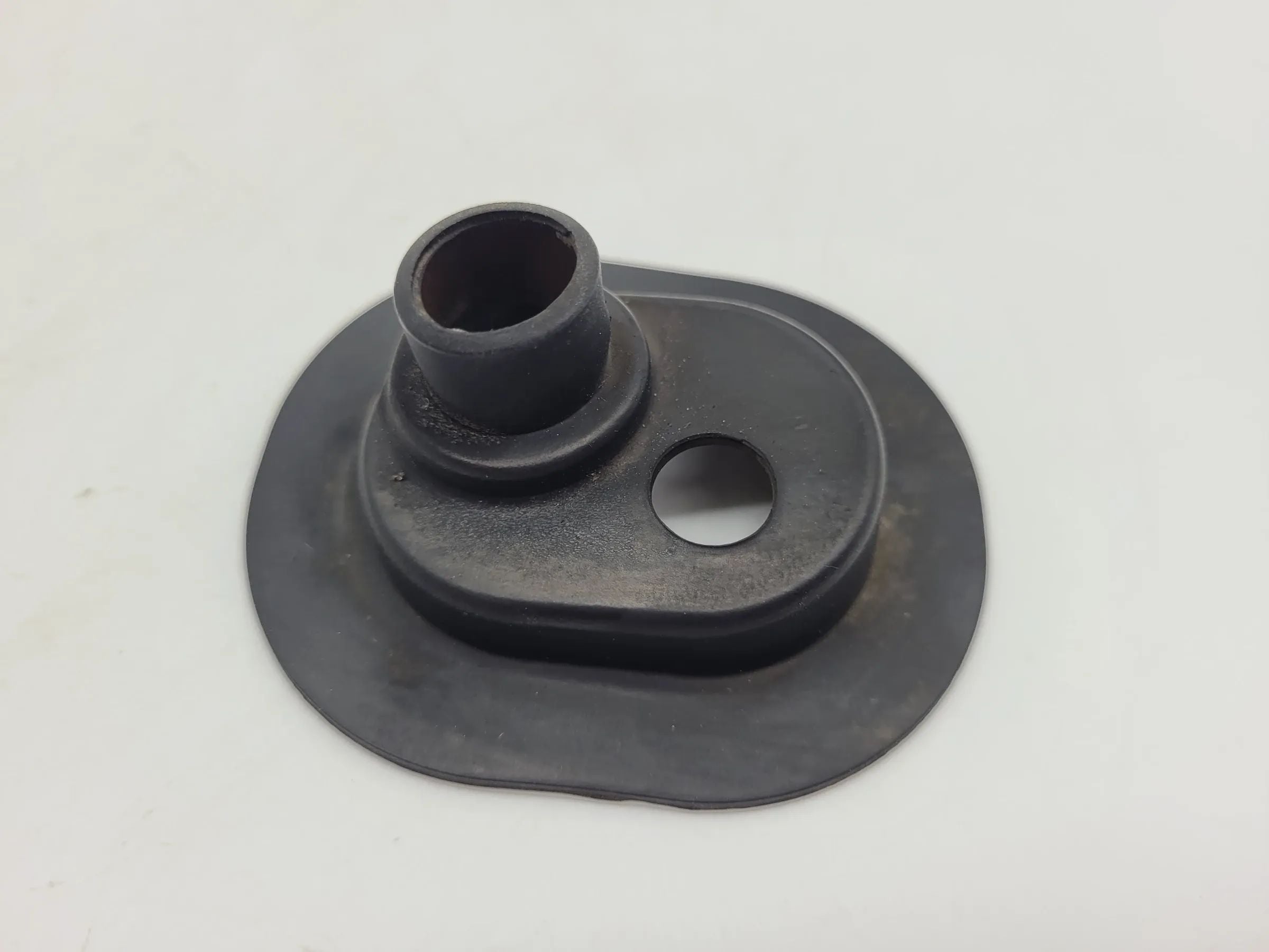 Renault Twingo I 1 C06 Abdeckung Wischerarm Kappe Vorne 7700821157 (Original)