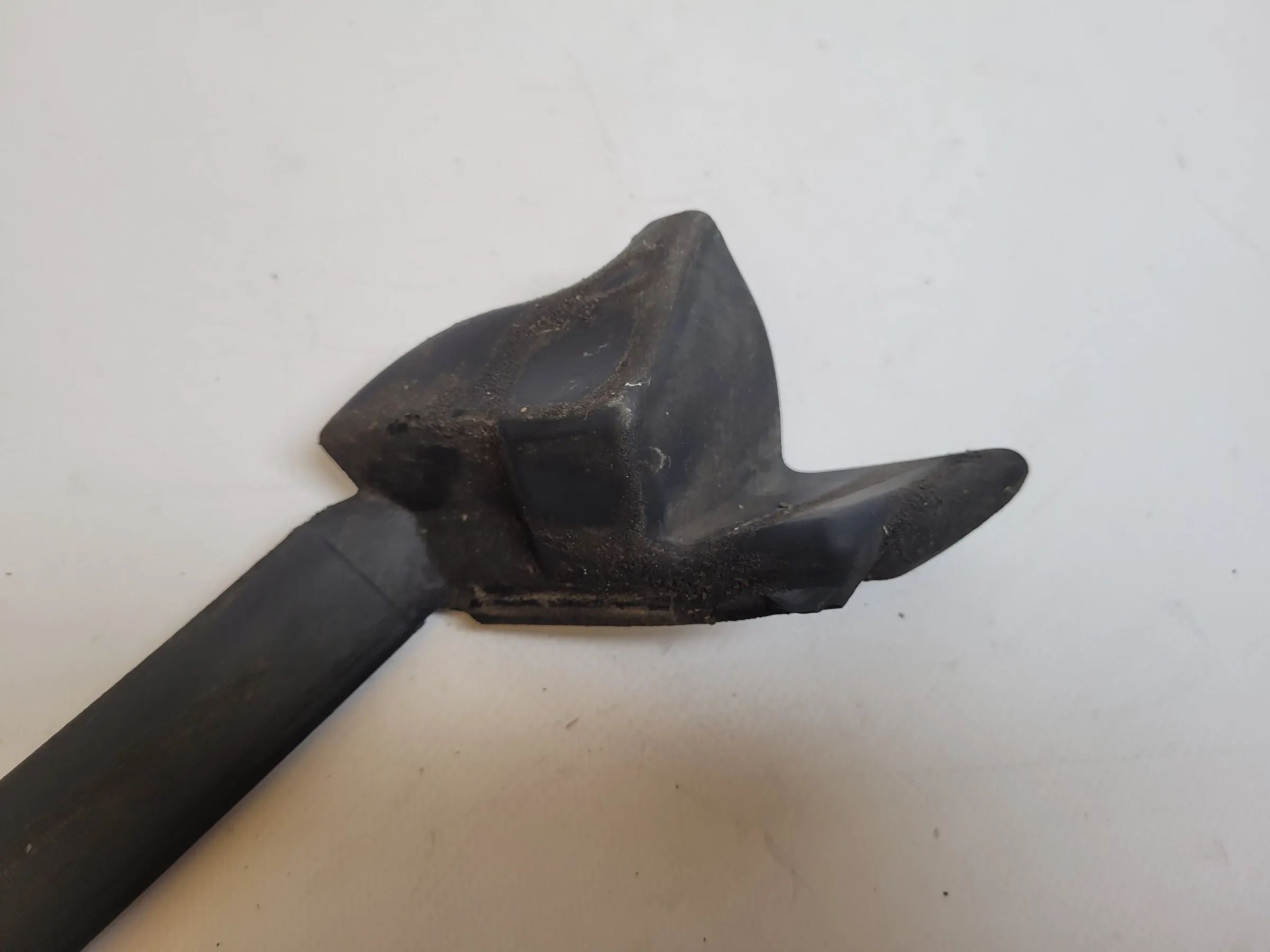 Fiat Punto Grande 199 Rahmen Dichtung Vorne Rechts Original