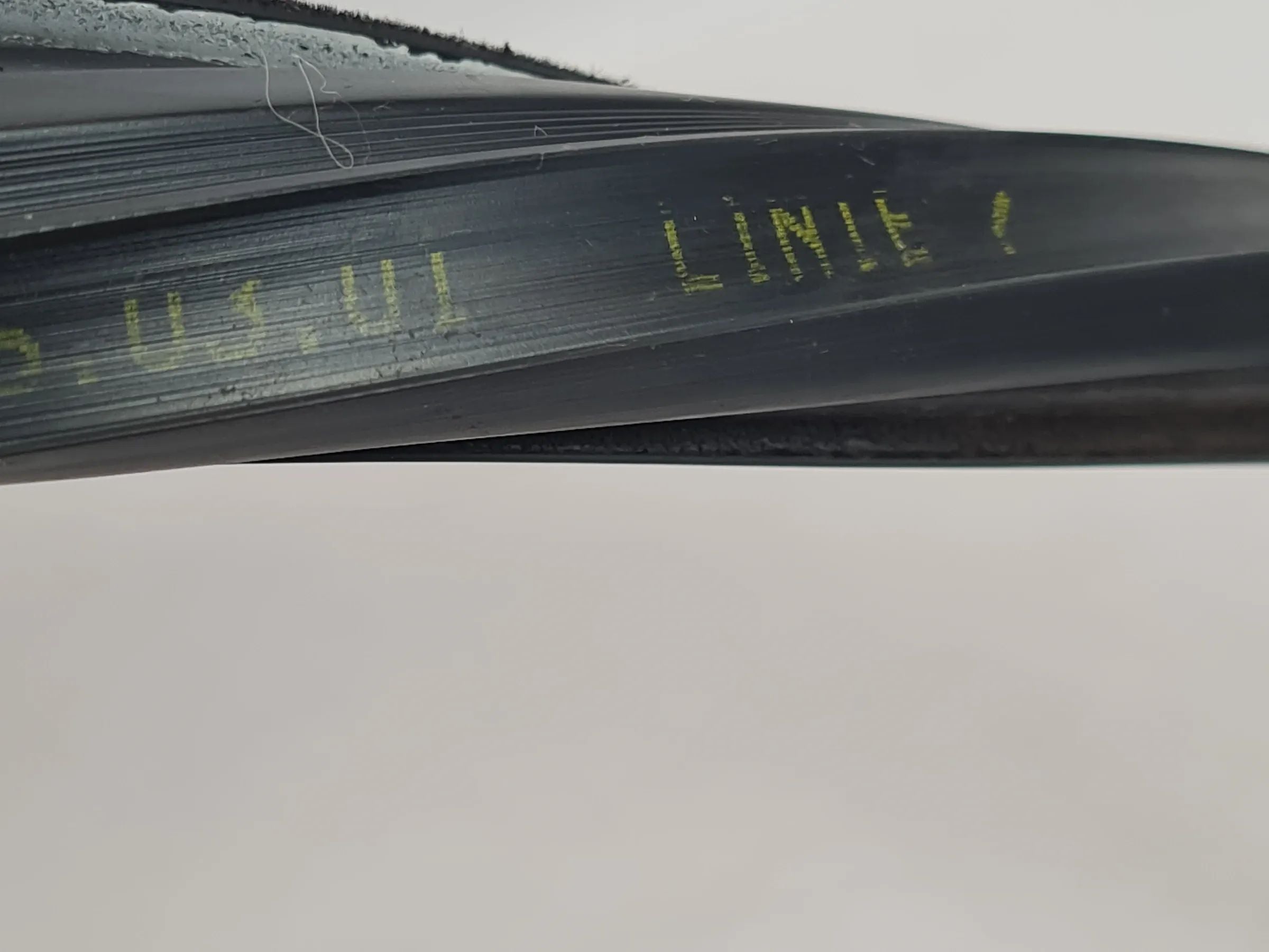 Original Mercedes C-Klasse (CL203) Dichtung Tür Fenster Rechts Vorne Innen