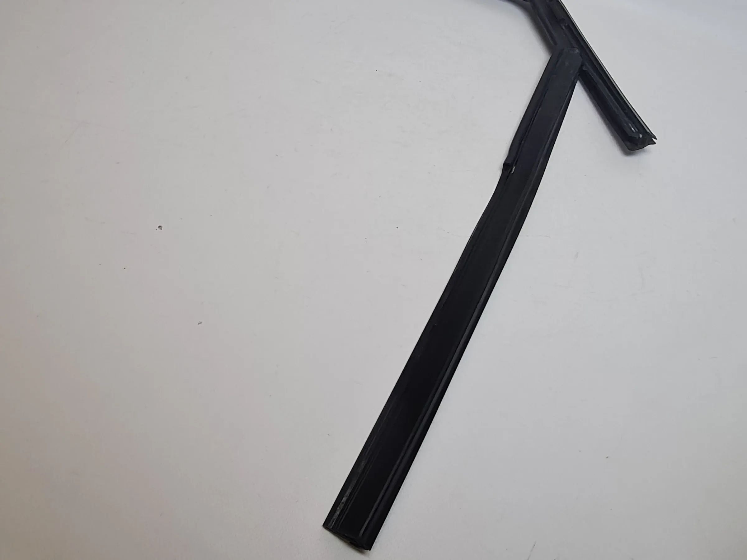 Seat Ibiza IV (6J5/6P1) Fensterführung Leiste Hinten Rechts 6J4839432RD