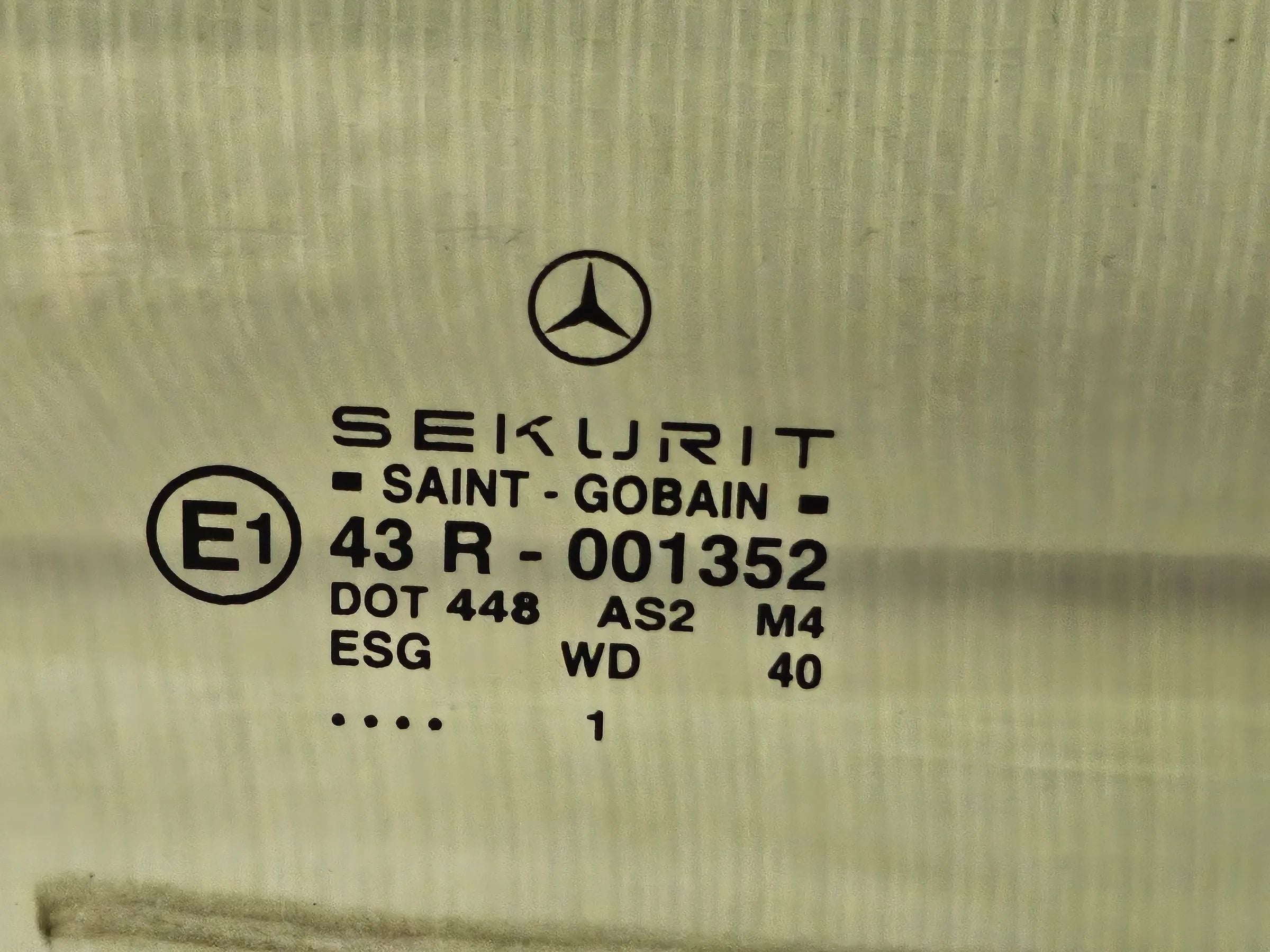 Original Mercedes C-Klasse (CL203) Fensterscheibe Glas Rechts Vorne A2037252410