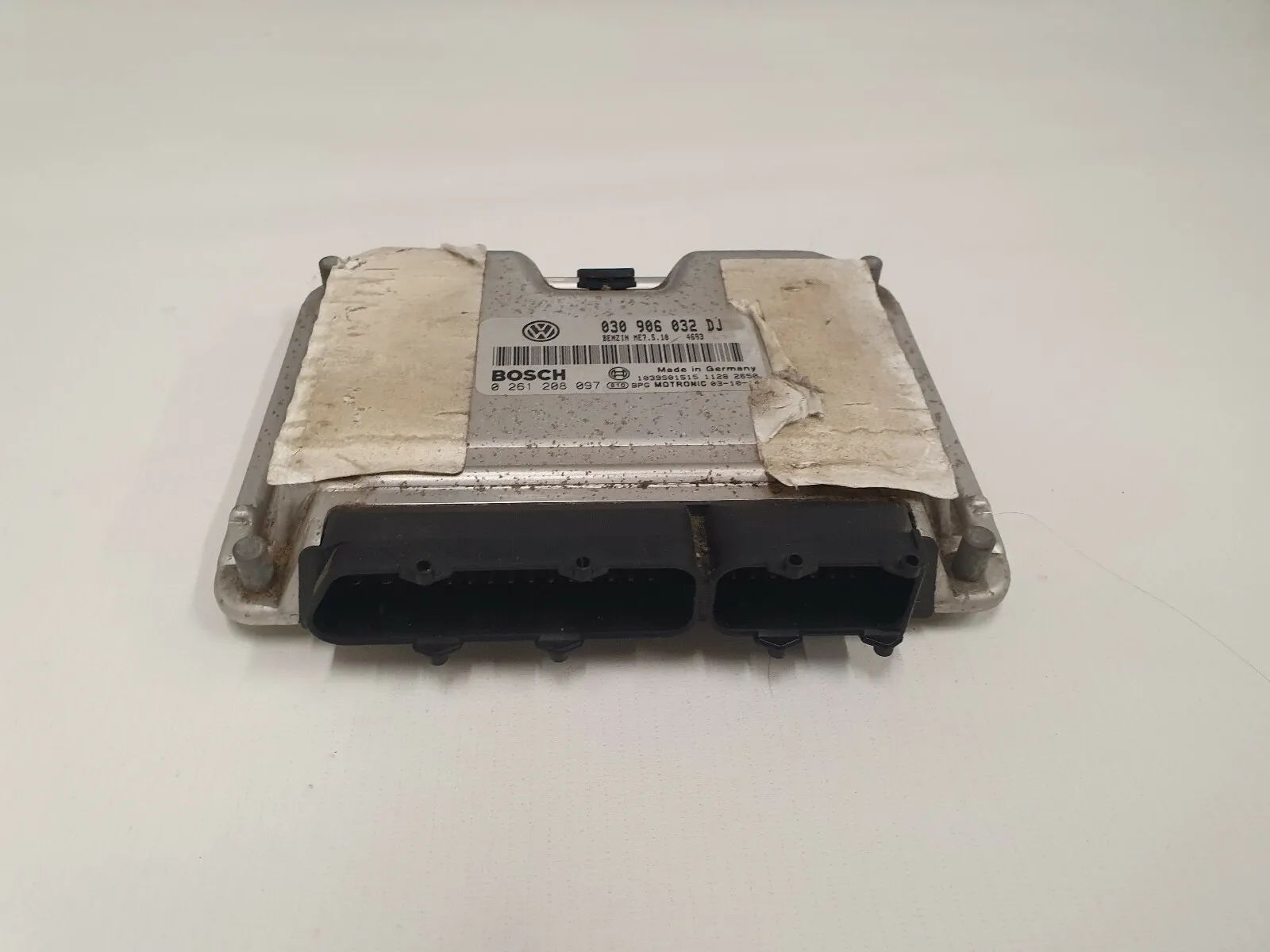 シート アローサ 1.0 37kW 1997-2004 エンジンコントロールユニット 030906032DJ 0261208097 BOSCH 純正