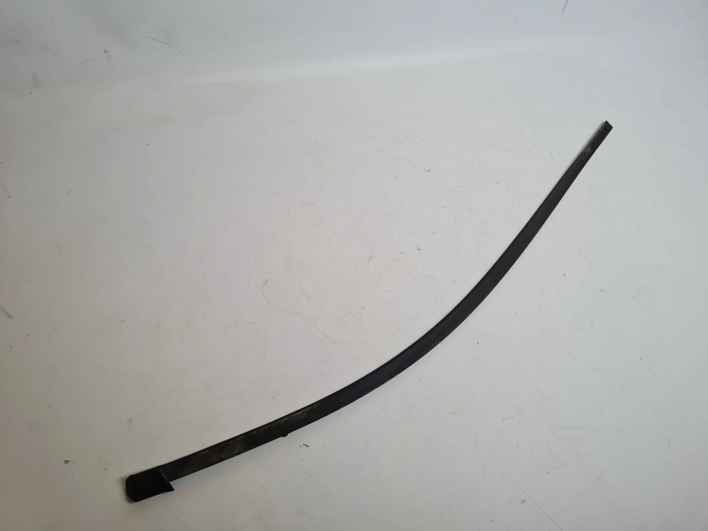 Original Mercedes C-Klasse CL203 Leiste Dichtung Links A2036982998