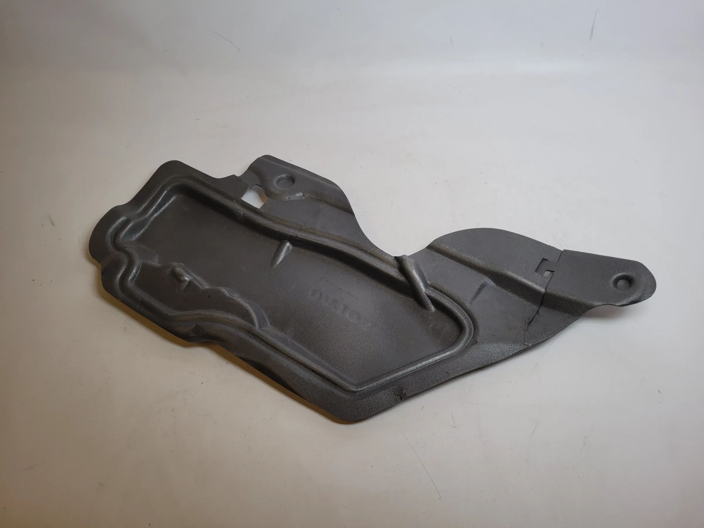 Volvo S60/V70 Schutz / Isolierung / Schaumstoff Hinten Rechts 8679182 Original