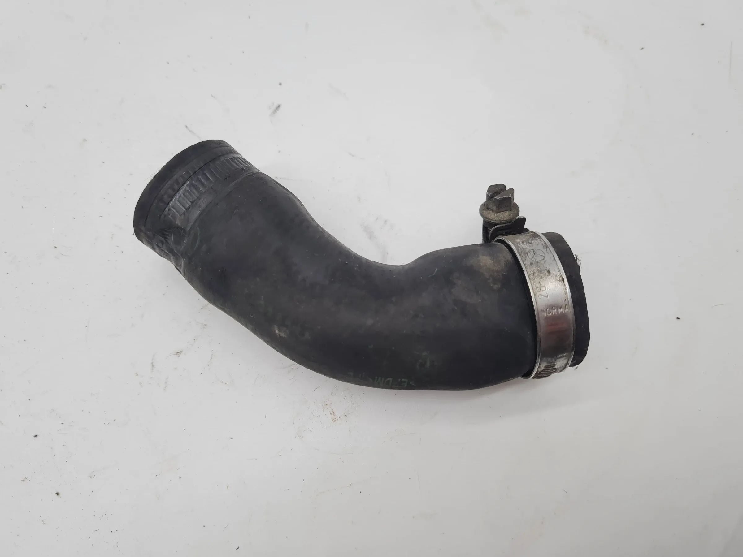 สายท่อหม้อน้ำแท้สำหรับ Mercedes C-Klasse CL203 M111.955 A1112030282