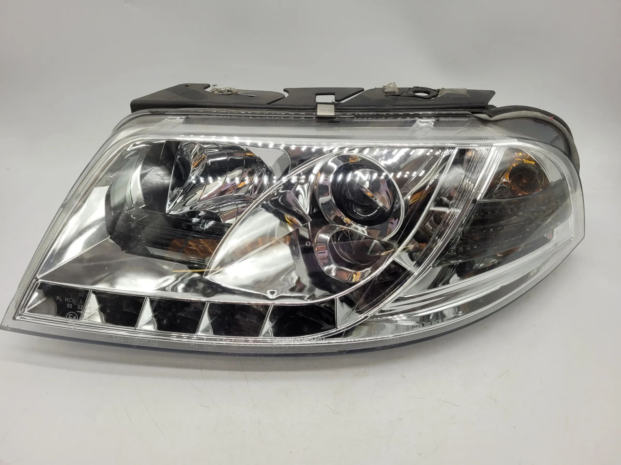 VW Passat B5 (3B/3G) Scheinwerfer/Frontleuchte Links SK3482-VPAT01