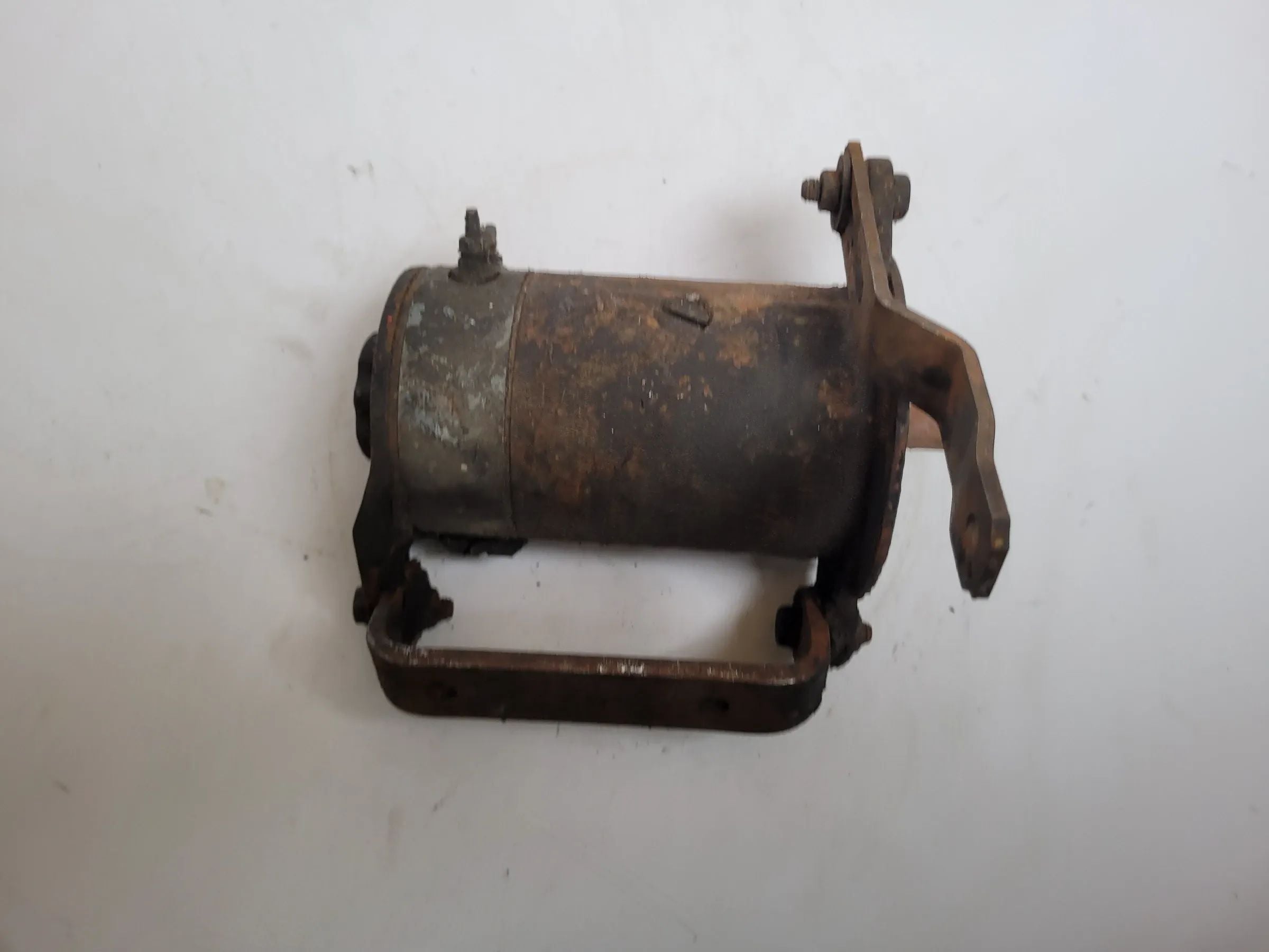 Opel Commodore 2.5 Lichtmaschine Gleichstrom 0101206145 Original