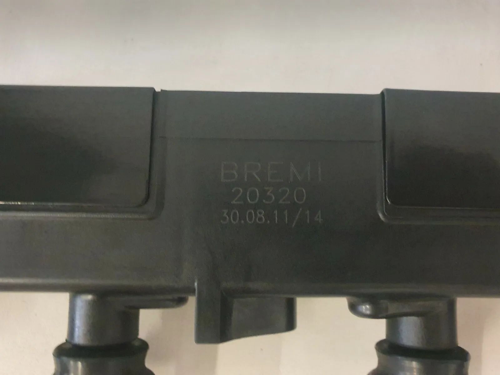 อะไหล่แท้ (OEM) คอยล์จุดระเบิด Bremi 20320 5970755 สำหรับ Citroen Peugeot 1.8 2.0 16v