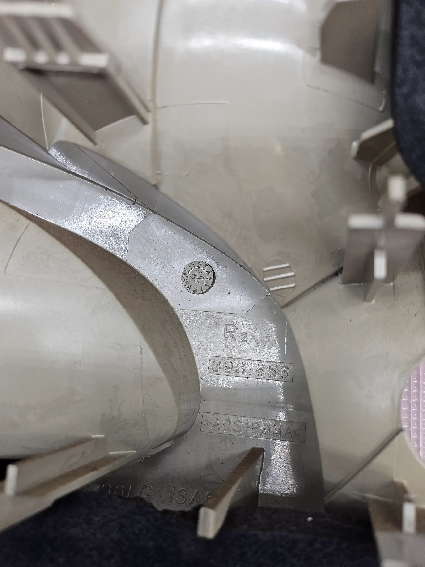 純正 Ford フィエスタ 4型 JAS JBS 右リアブレーキランプ 96FG13A602