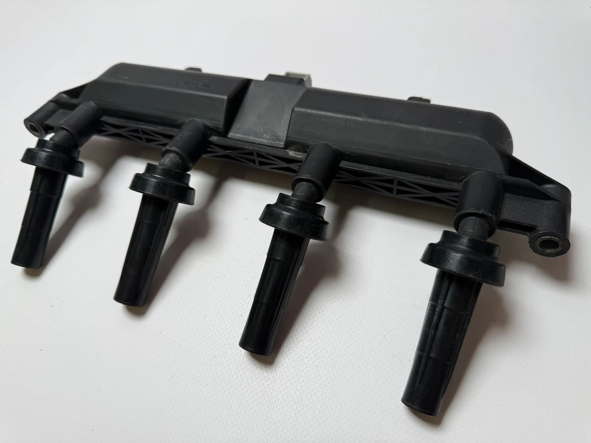 Bobina de Ignição Original Citroen Peugeot Xsara Partner C31 Berlingo 206 0040102047 - Auto-veritas