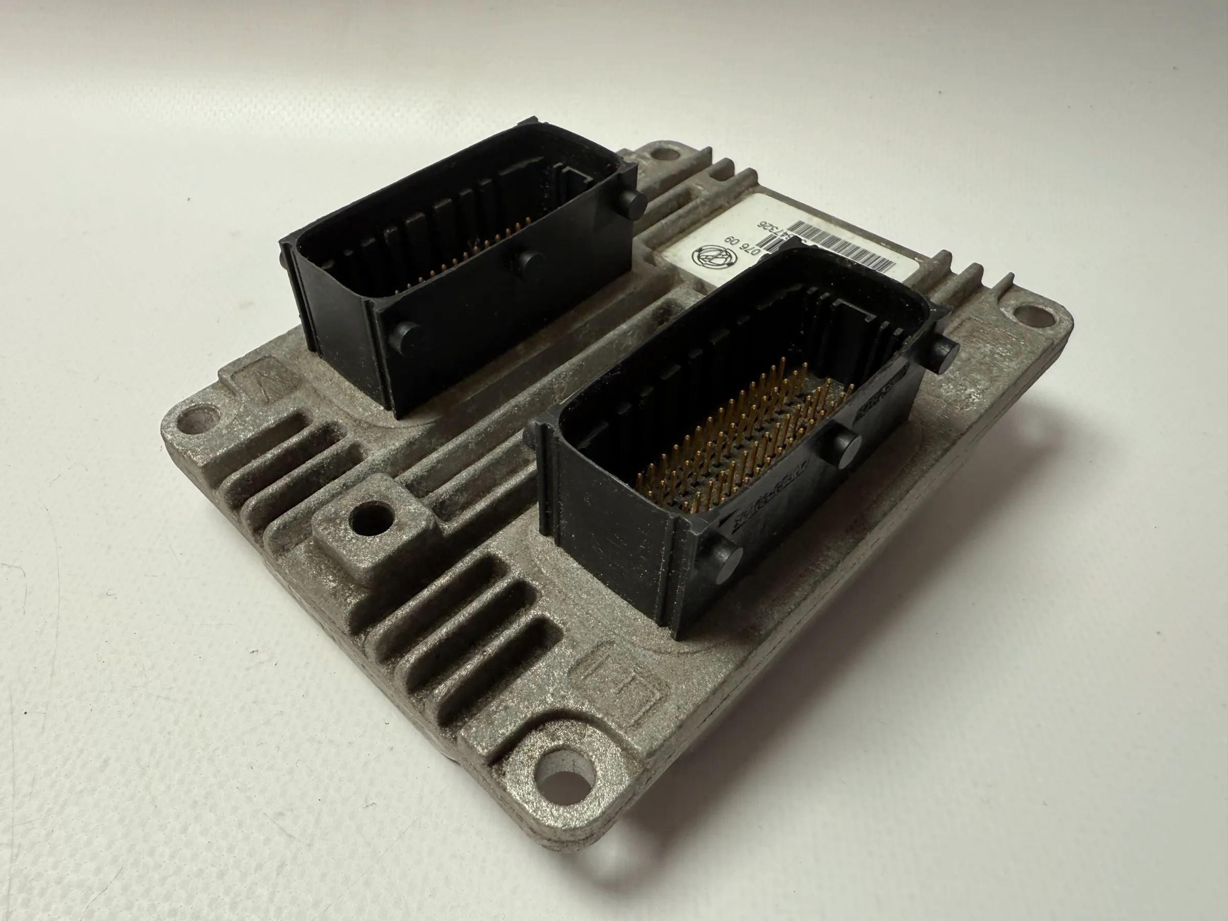 Original Fiat / Lancia Grande Punto (Type: 199) engine control unit IAW 5SF3.M1 D032 