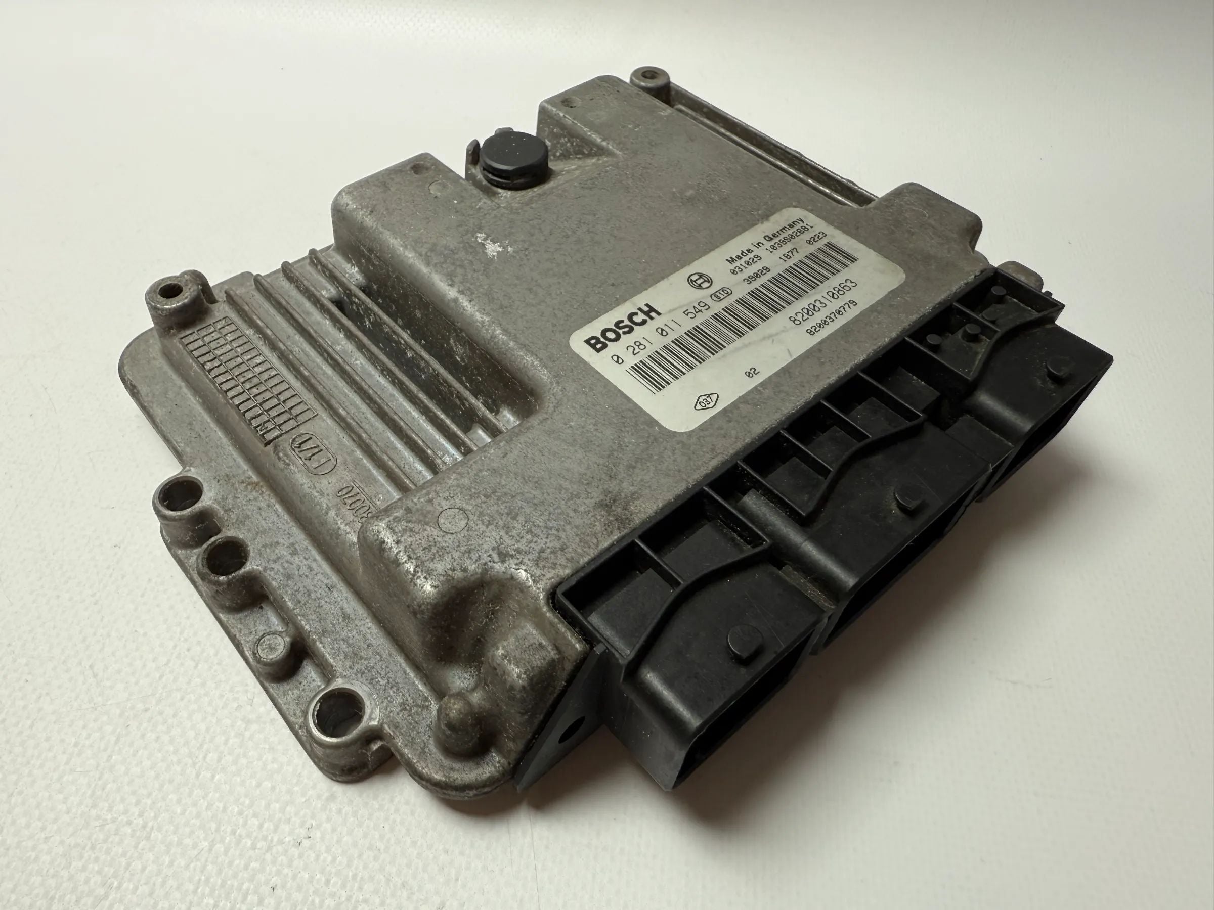 Originele Renault Megane Motorbesturingseenheid ECU 8200310863 / 0281011549