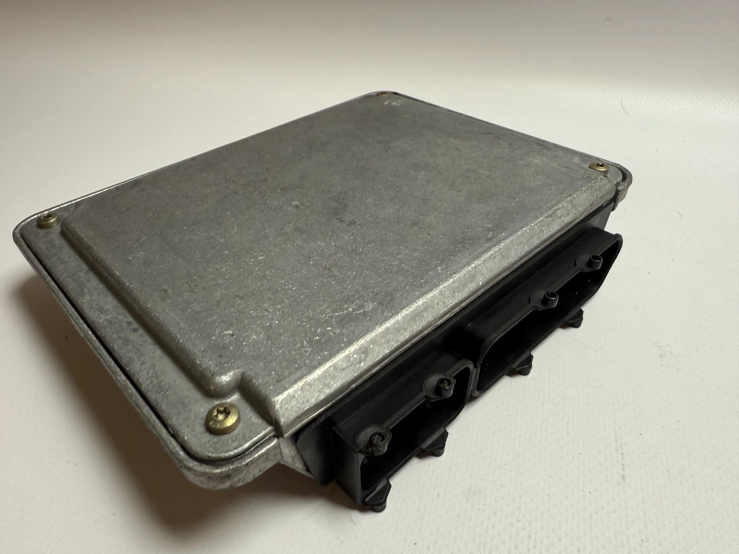 Original AUDI A4 B5 1.9 TDI Engine Control Unit ECU 038906018S / 0281001721 