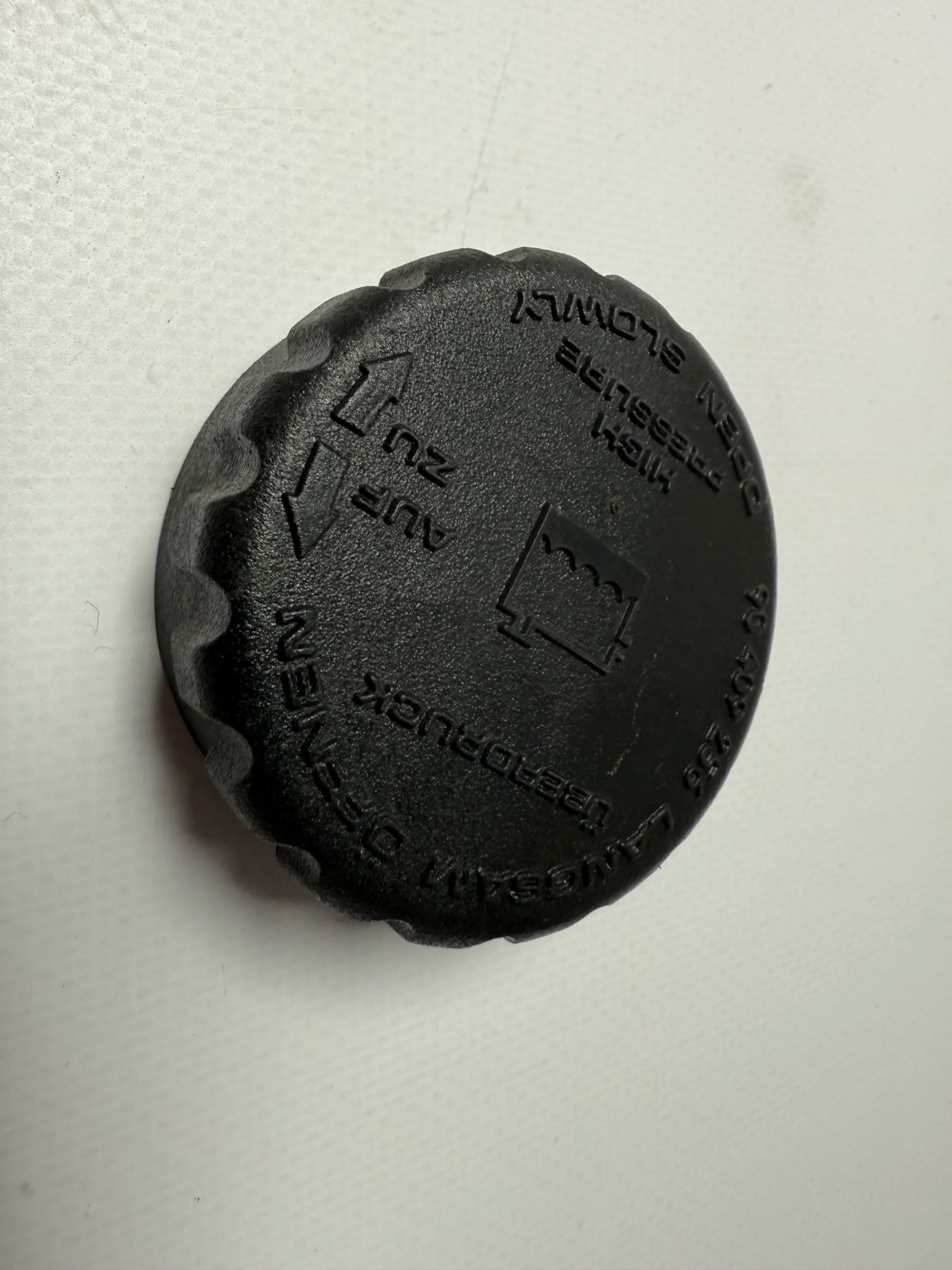 Оригинальная крышка расширительного бачка OPEL OMEGA TIGRA ZAFIRA и др. 90409256