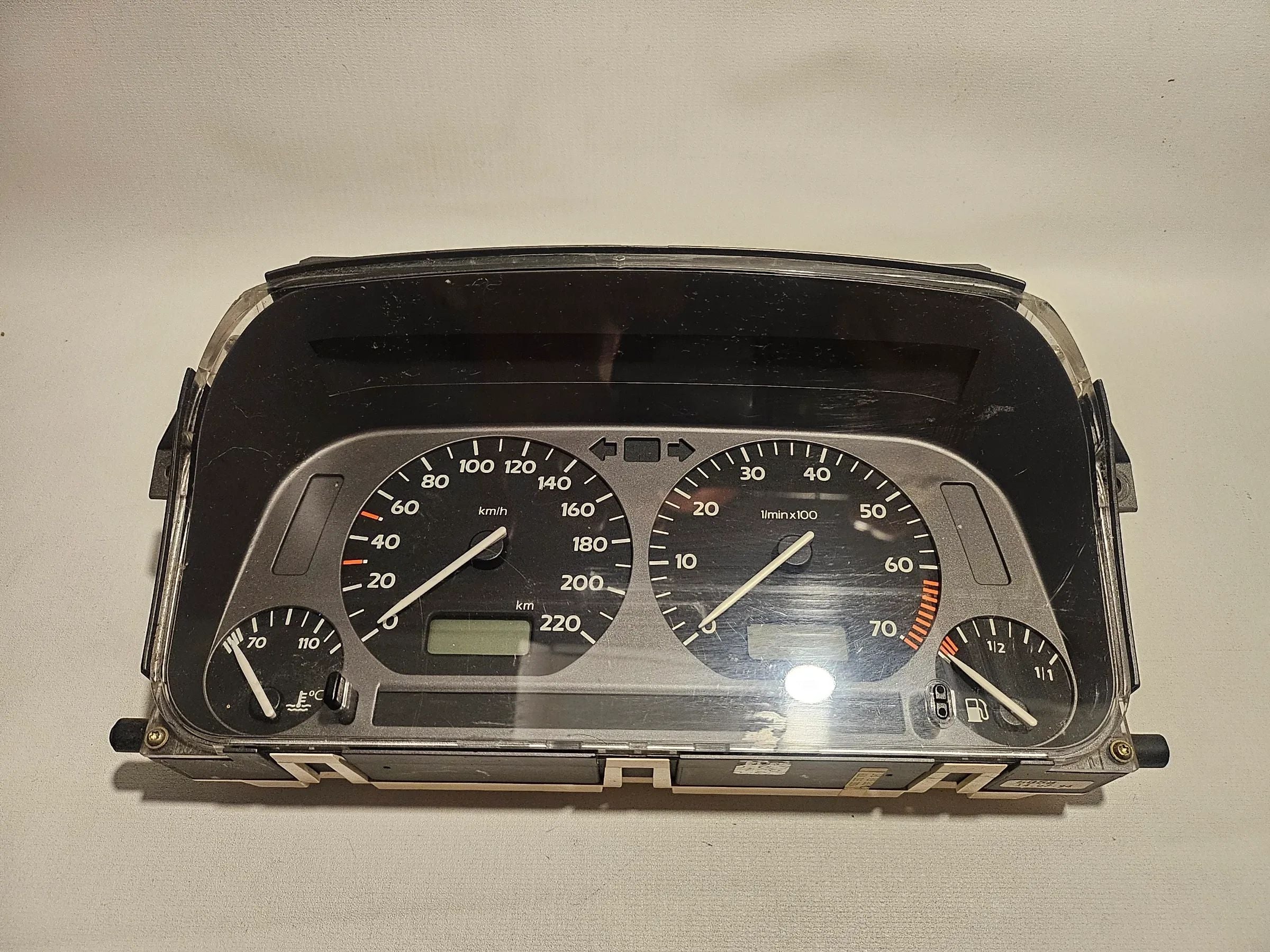 Speedometer original VW Golf III 3 IV 4 Cabrio petrol speedometer VDO 1H0919860C 