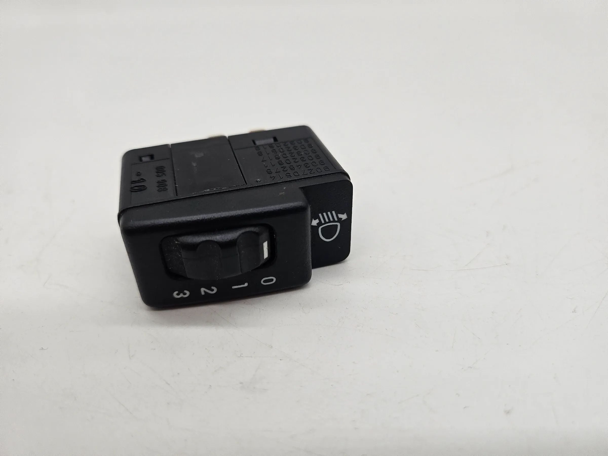 Opel Astra switch Corsa A Calibra Vectra headlight range adjustment LWR 9027051