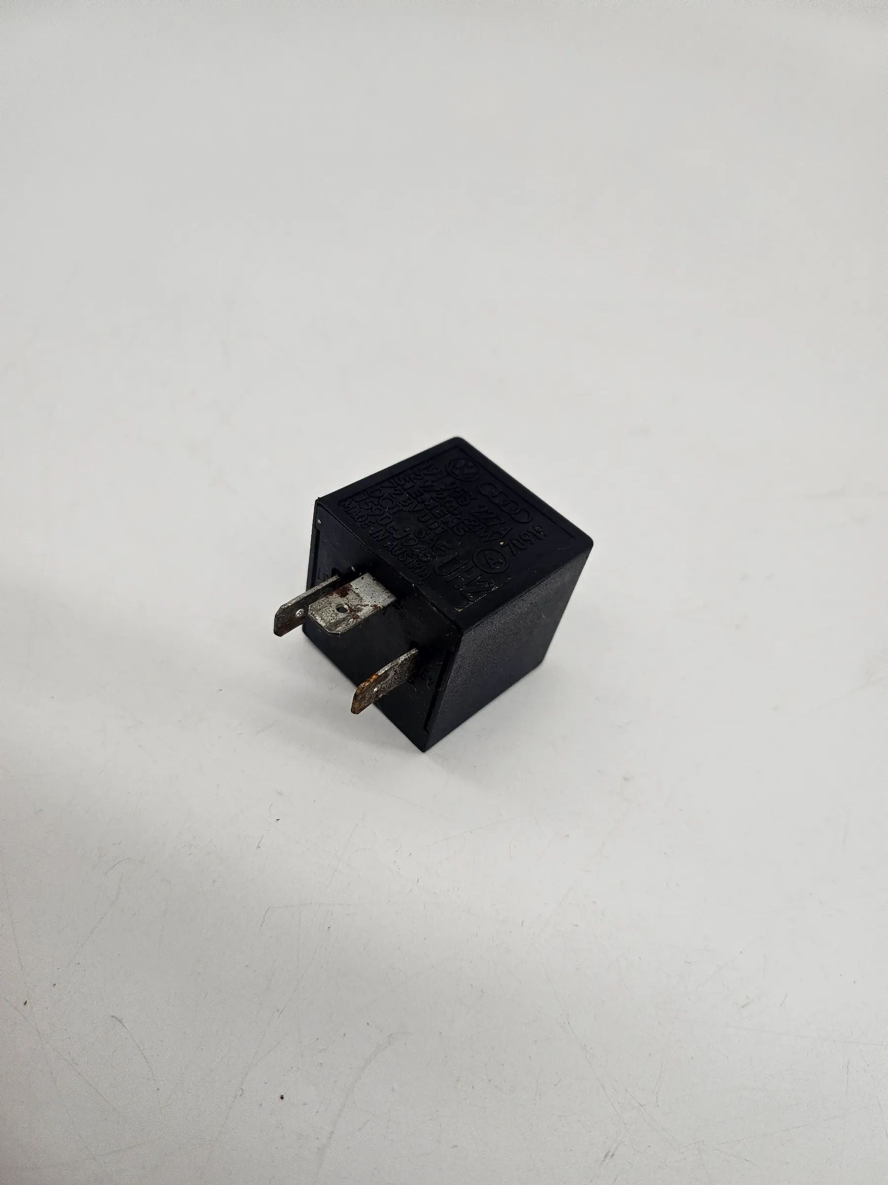 Relais Clignotant Orig VW Seat Audi Skoda Nr.21 191953227A