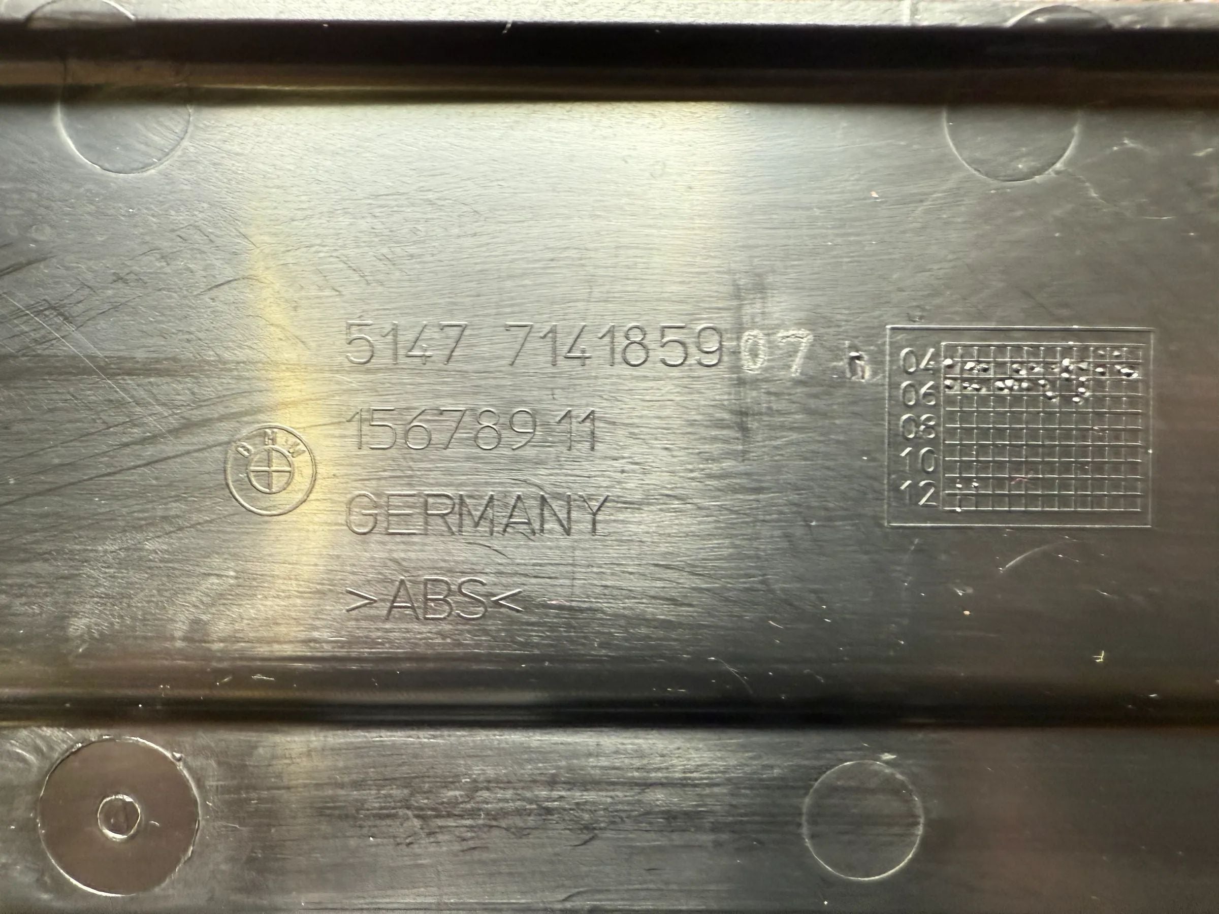 Оригинальный кронштейн держателя треугольника BMW E91 Touring инструмент 5147714185907 Auto-veritas