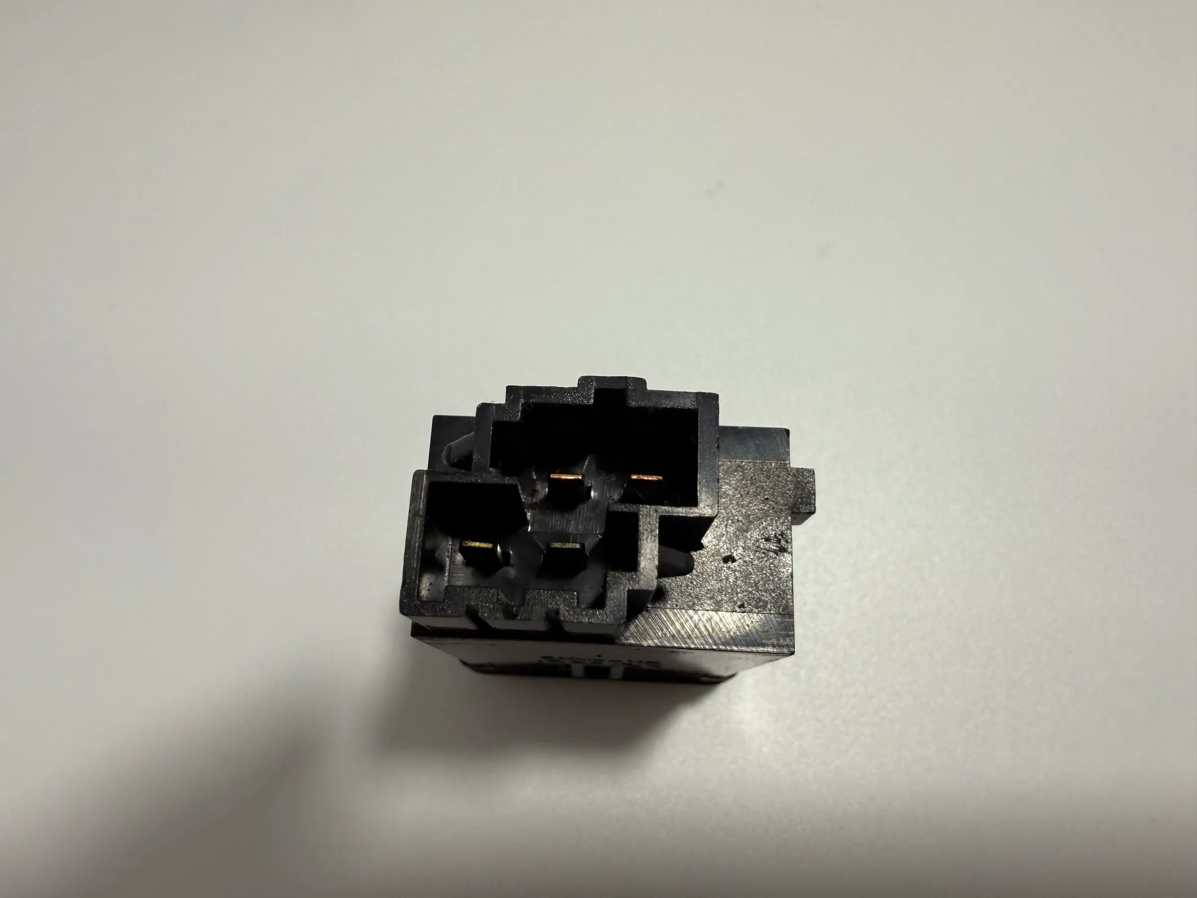 อะไหล่แท้ Volvo V40 S40 ปุ่มสวิตช์วิทยุด้านหน้าซ้าย TRW 30864281