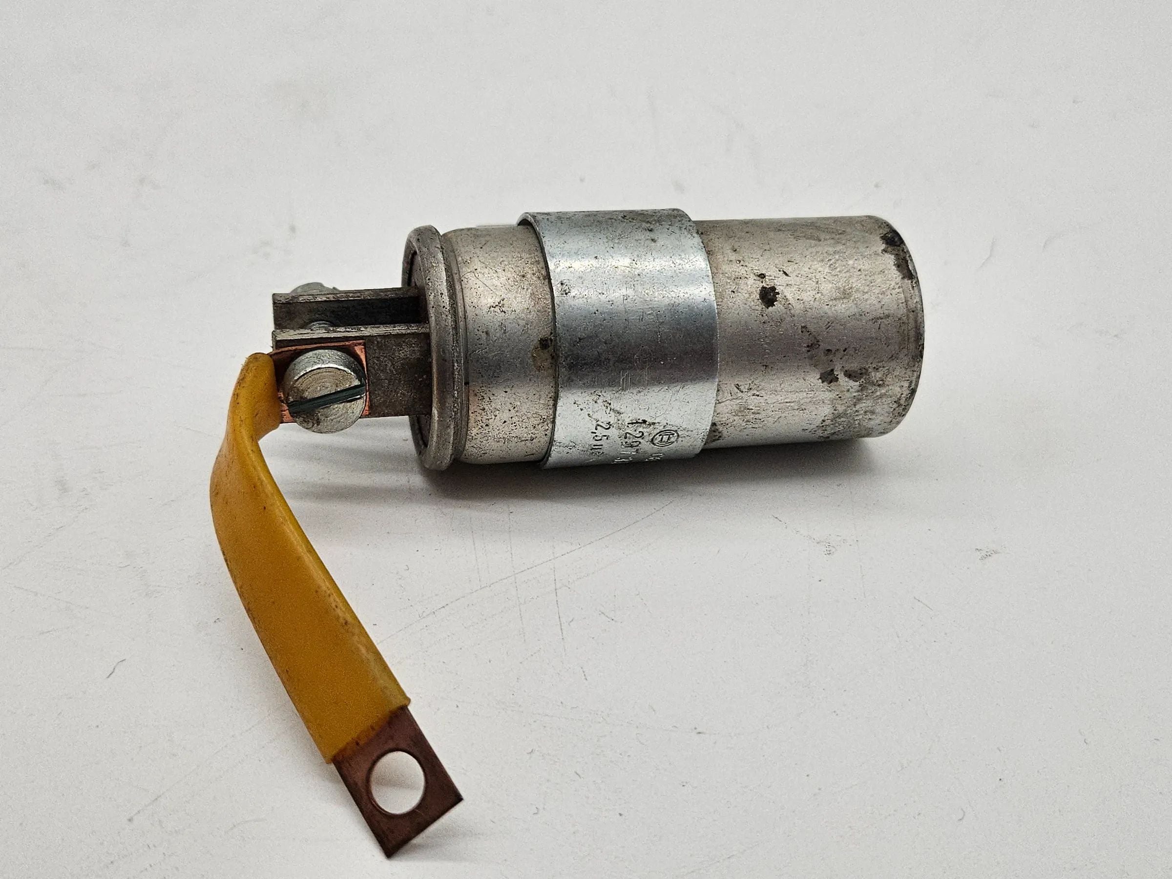 Condensateur d'allumage Bosch 1 297 330 073 pour voiture ancienne Opel VW Porsche Mercedes