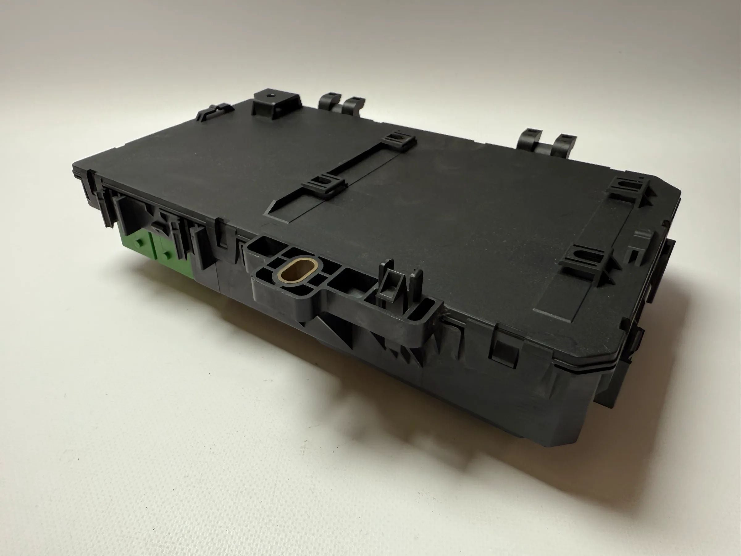 Caixa de Fusíveis Original Opel Astra H Limo & Caravan 1,4 66 KW 13145014